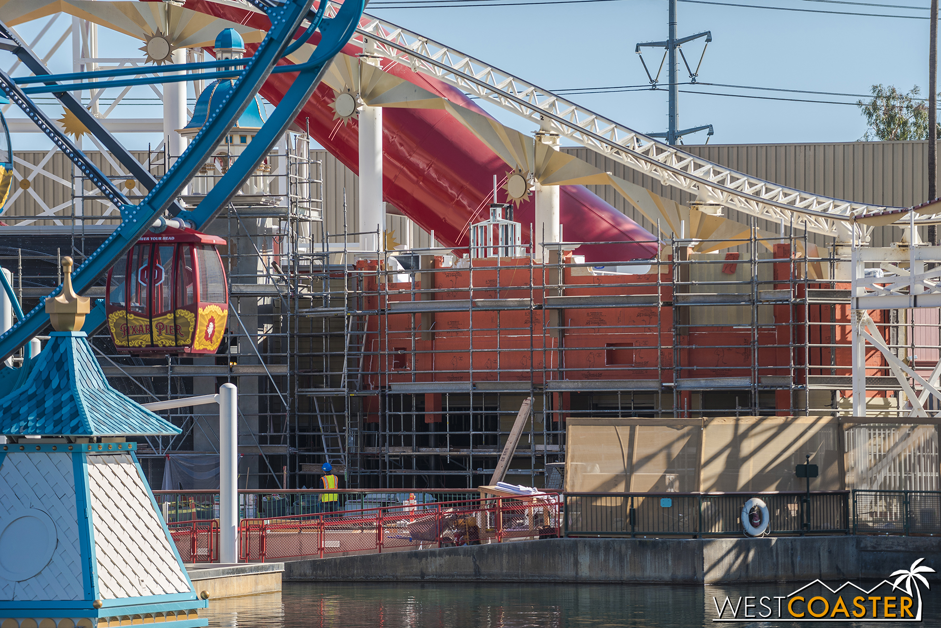 DLR-18_0613-D-PixarPier-0047.jpg