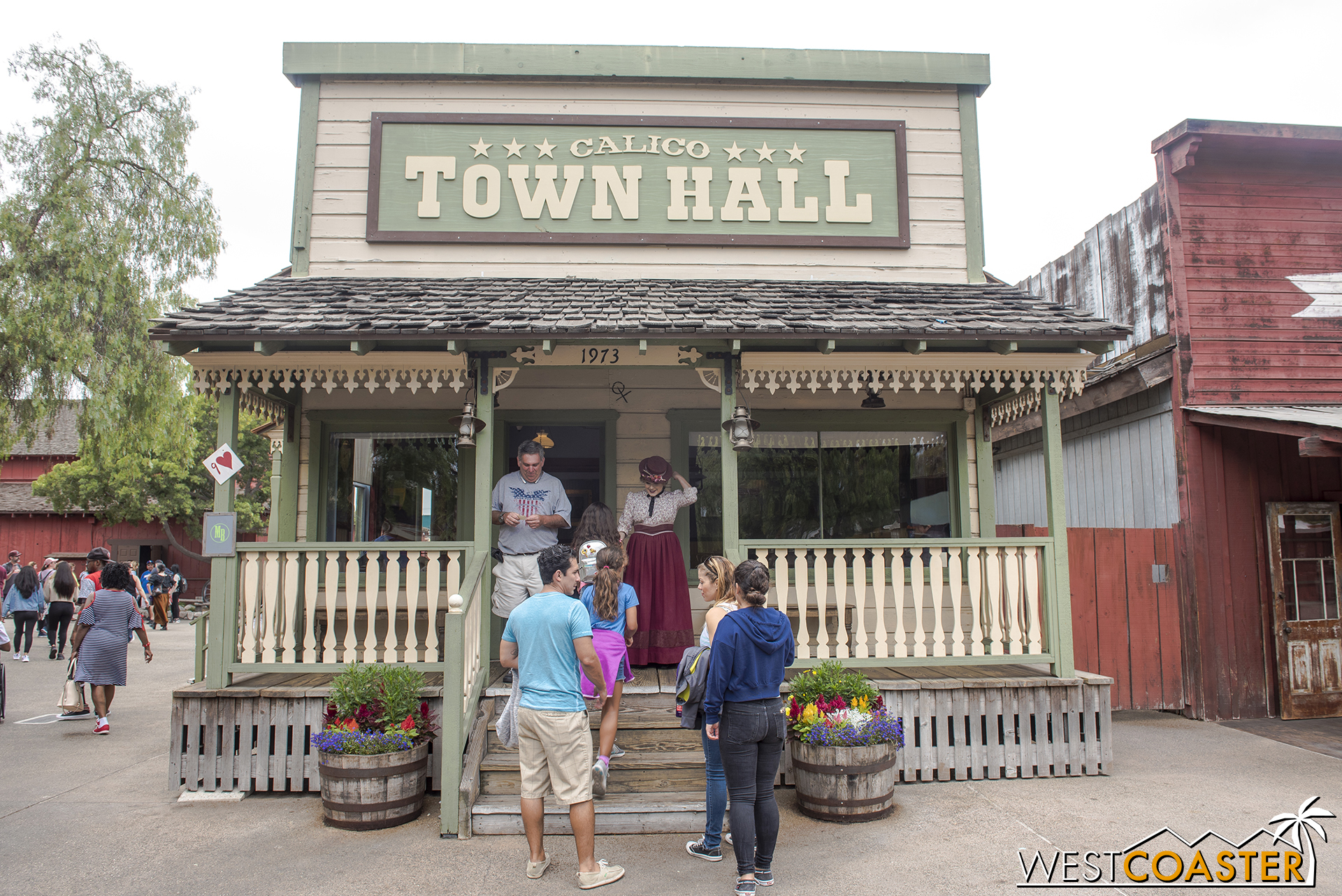  Town Hall is once again host to the mayor and his wife. 