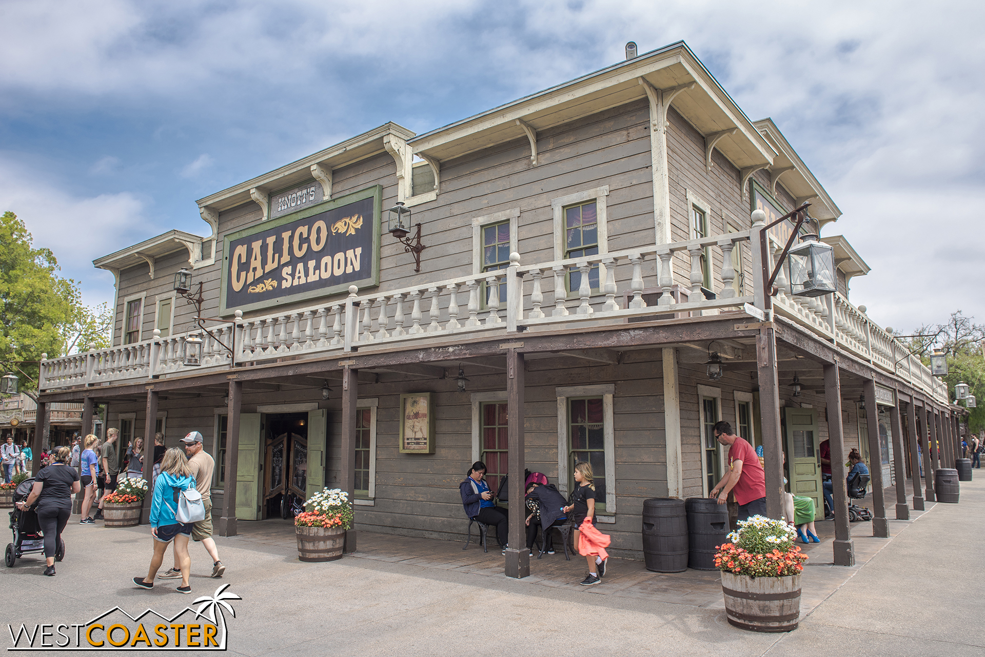 The Saloon plays host to an exciting shootout scene, just as it has in previous Ghost Town Alive! seasons.