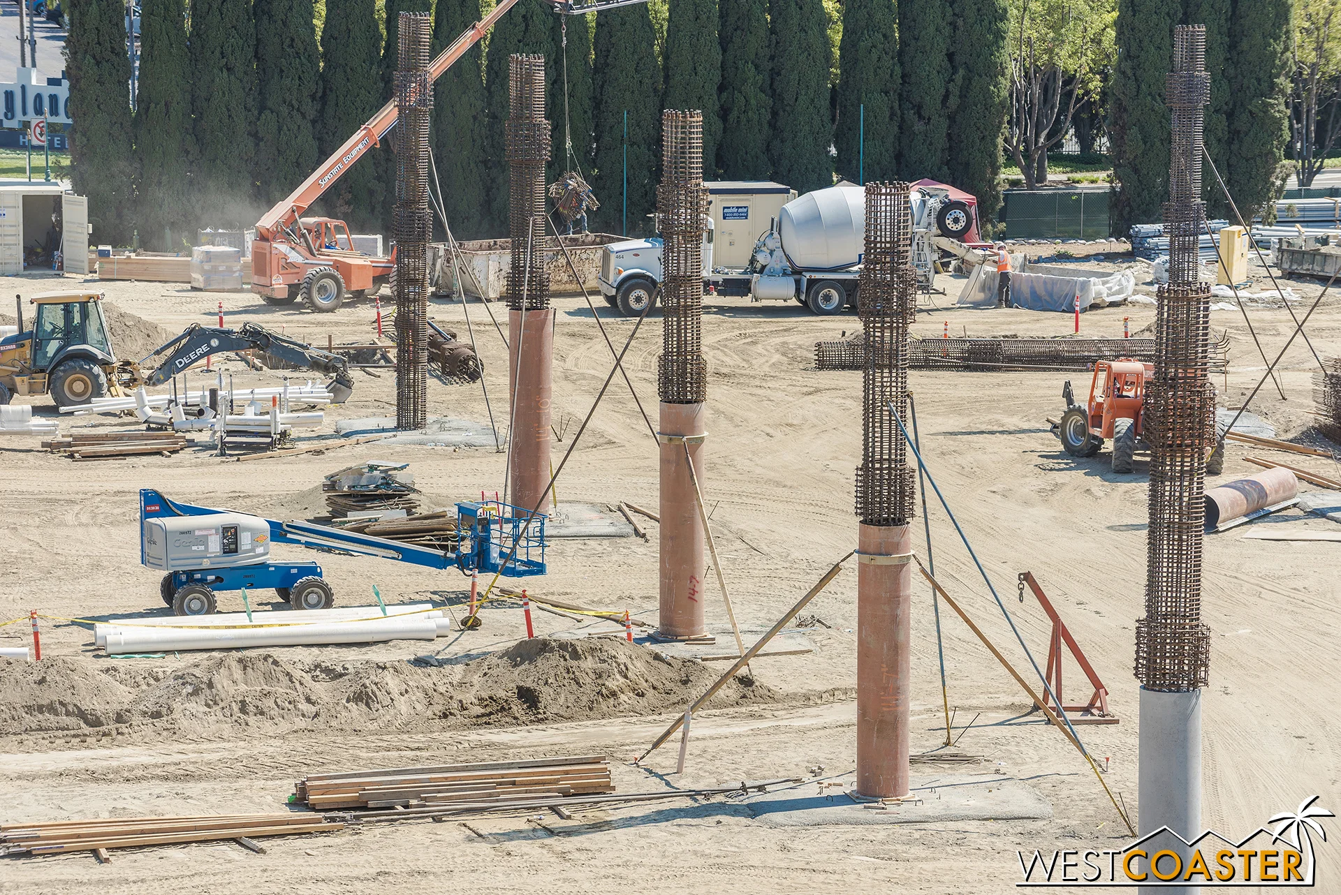 The circular columns use circular formwork to create the shape.
