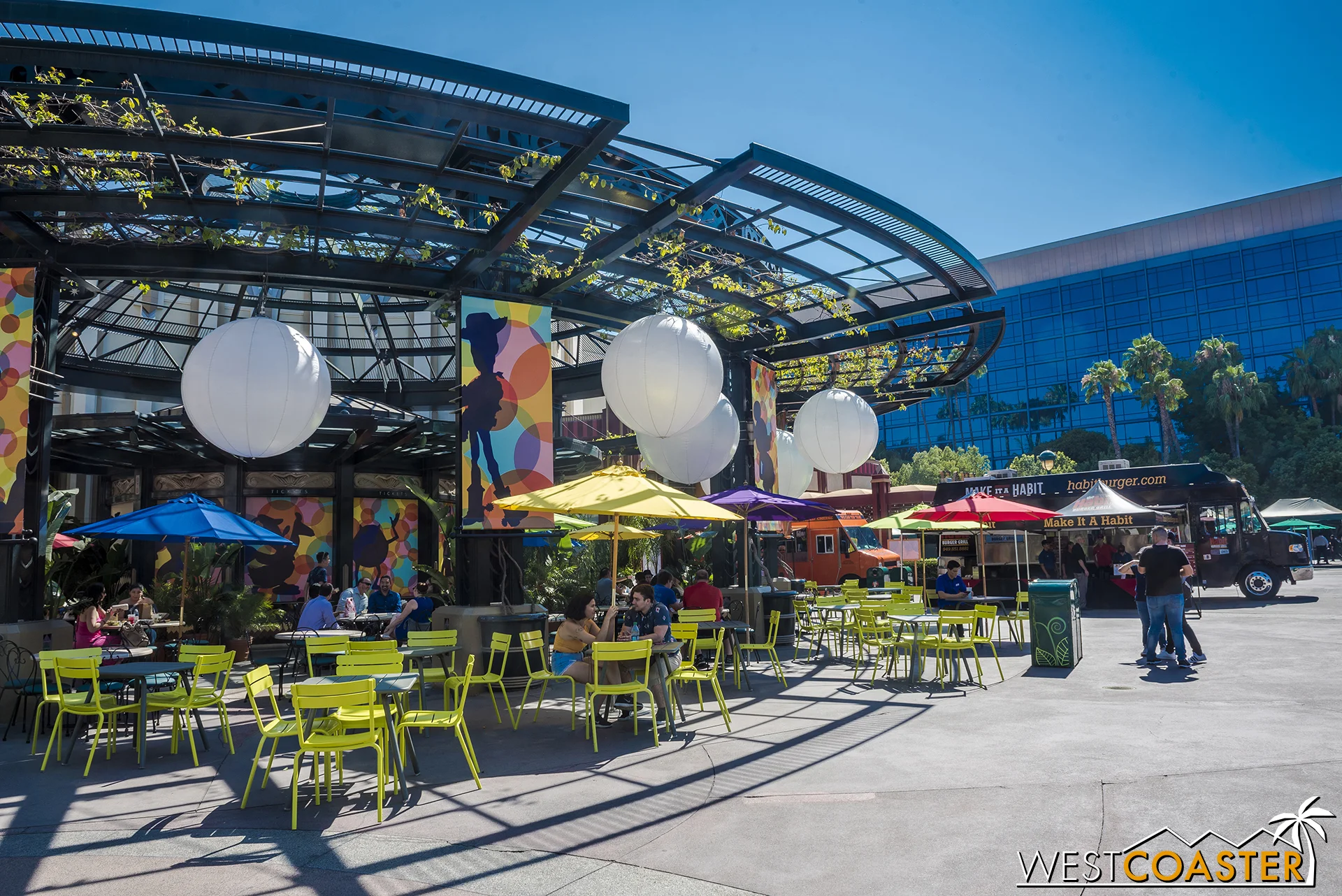 A closer look at the seating. It’s nice and colorful.