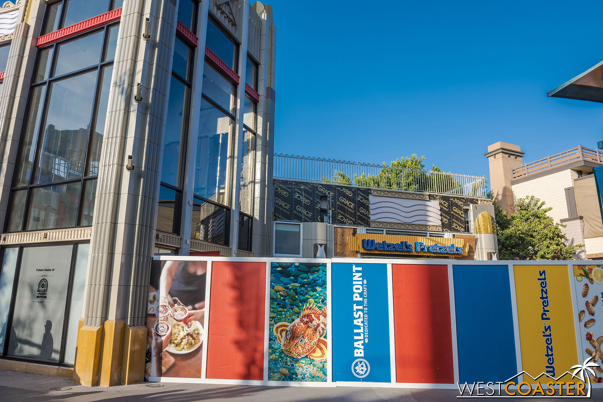  Ditto with the Wetzel’s Pretzels facade redo.  Odd that these parts seem to have stalled.  Maybe that other guy is onto something… 