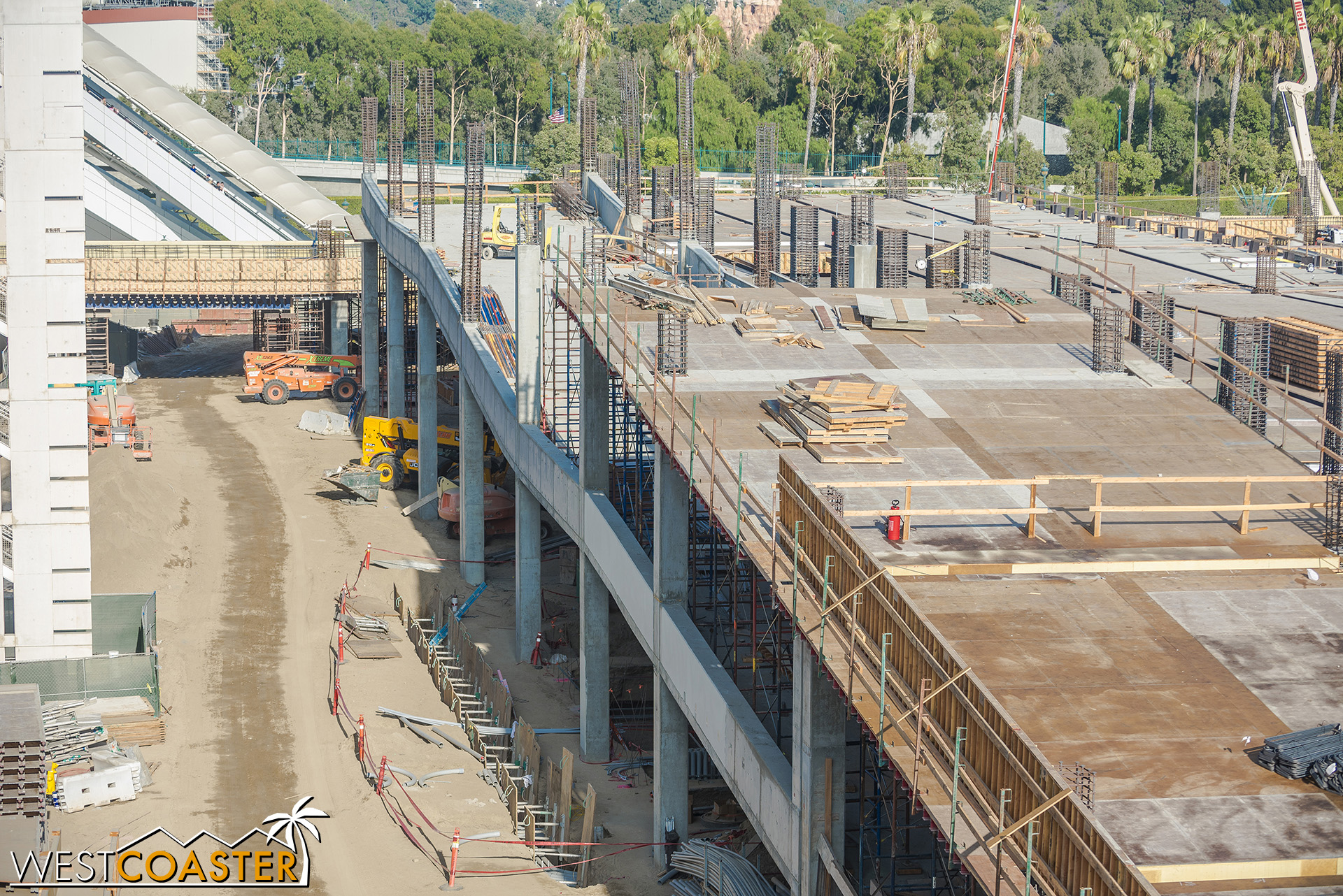  The ramps to 2 and 3 are near completion.  The ramps to levels 4, 5, and 6 are following along. 