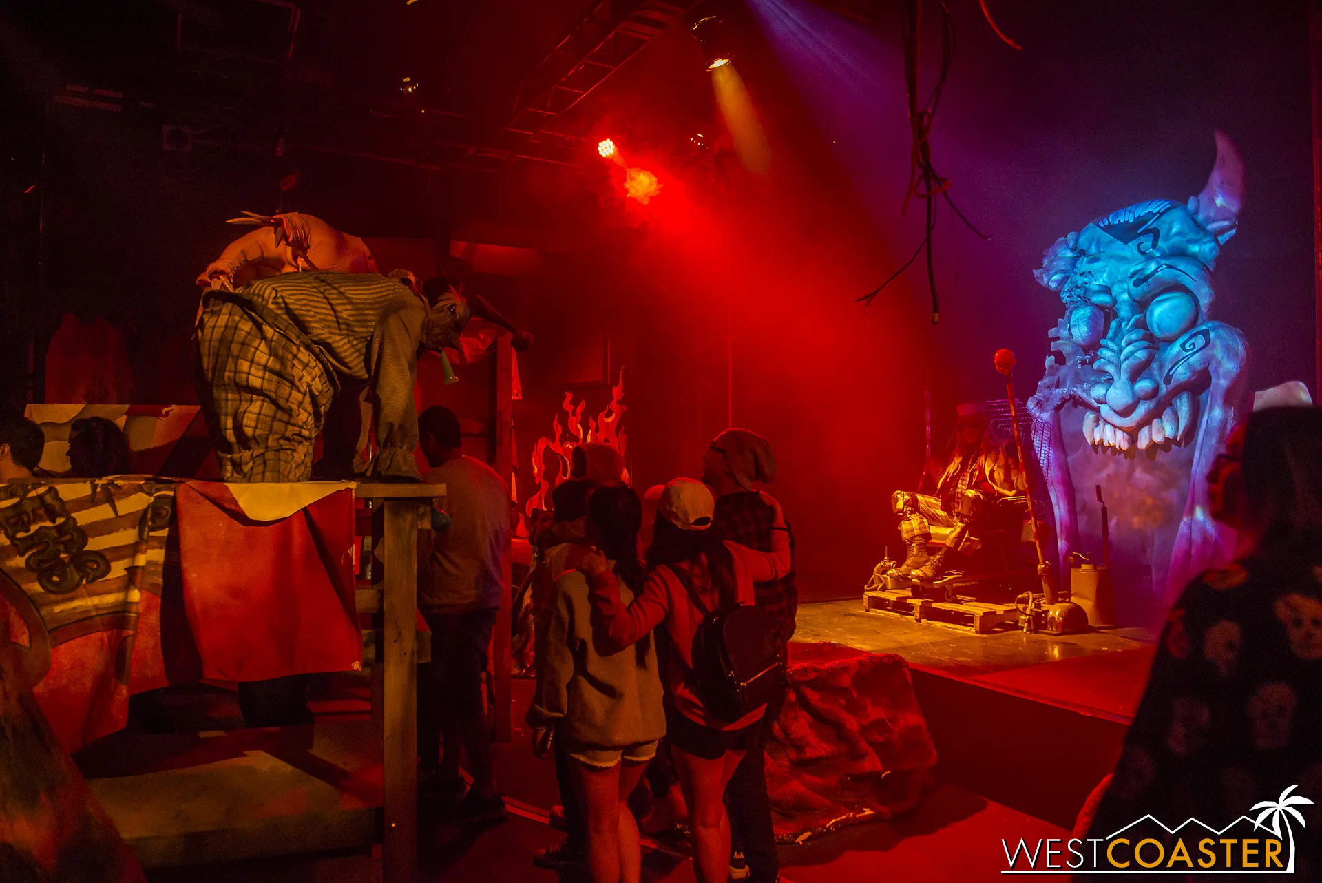 Last year's instant-classic, Dark Ride, returns to Knott's Scary Farm this year!