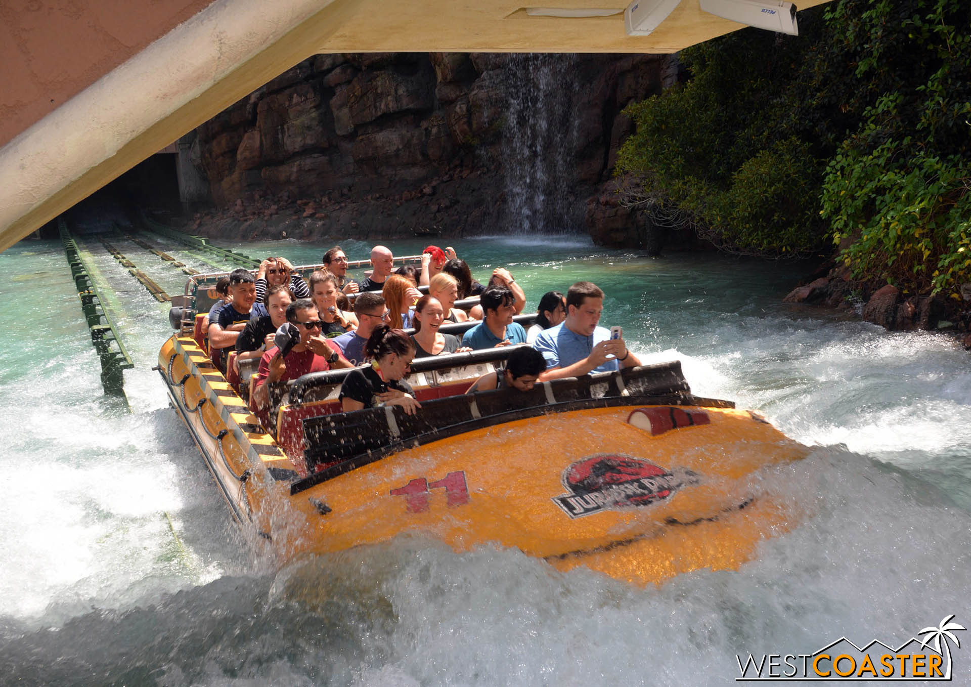  Hey, dude, Y U on your phone on water ride?? 