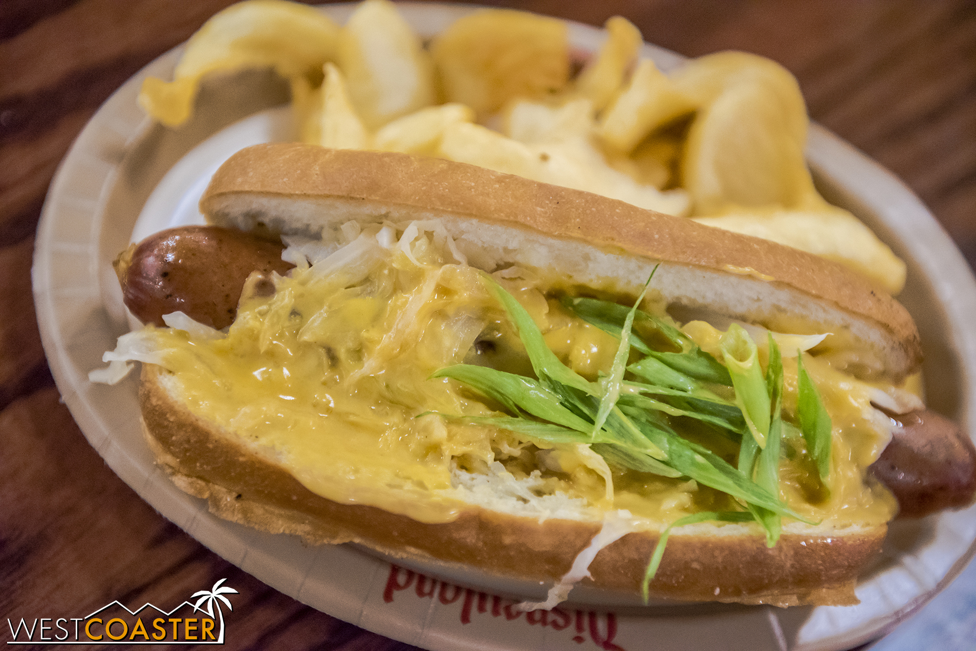  Award Wieners has the Oktoberfest Dog—kielbasa sausage topped with caramelized onions, sauerkraut, Oktoberfest beer cheese, and green onions.  The sausage is pretty flavorful, and the beer cheese pretty tasty.  It’s a good dog, but not amazing. 