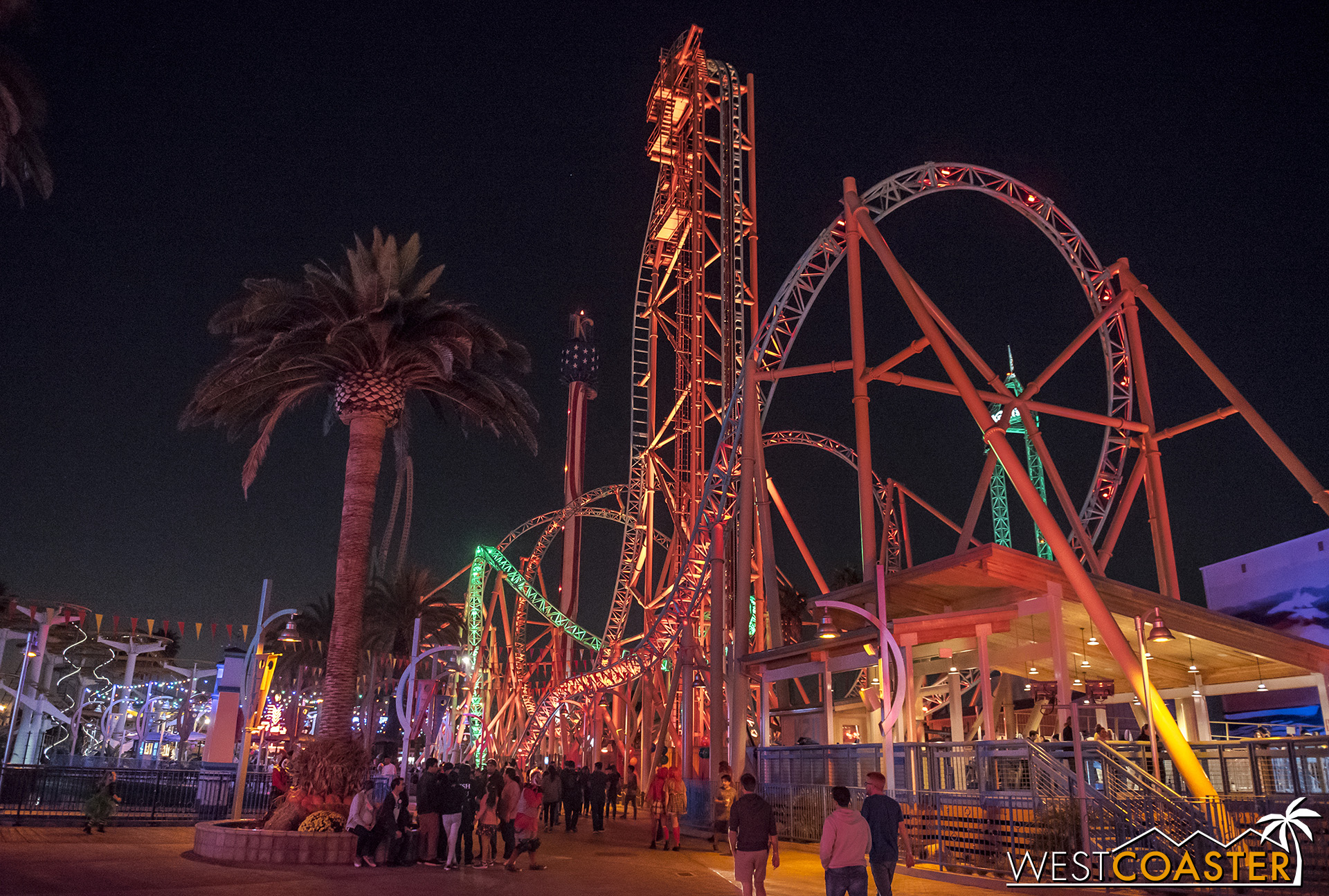  Meanwhile, Halloween HangTime looks fantastic at night! 