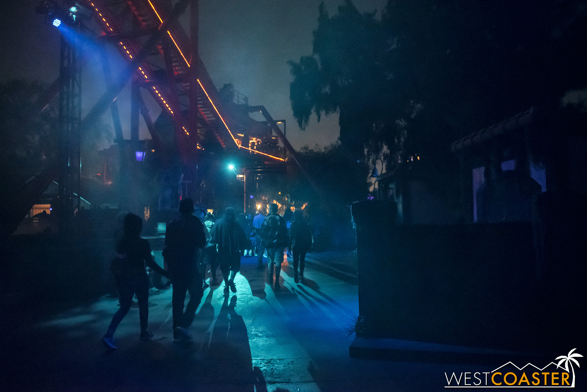  A pathway under Silver Bullet leads guests from Fiesta Village past crumbled rocks and decaying monuments.  Plus hiding spots for monsters! 