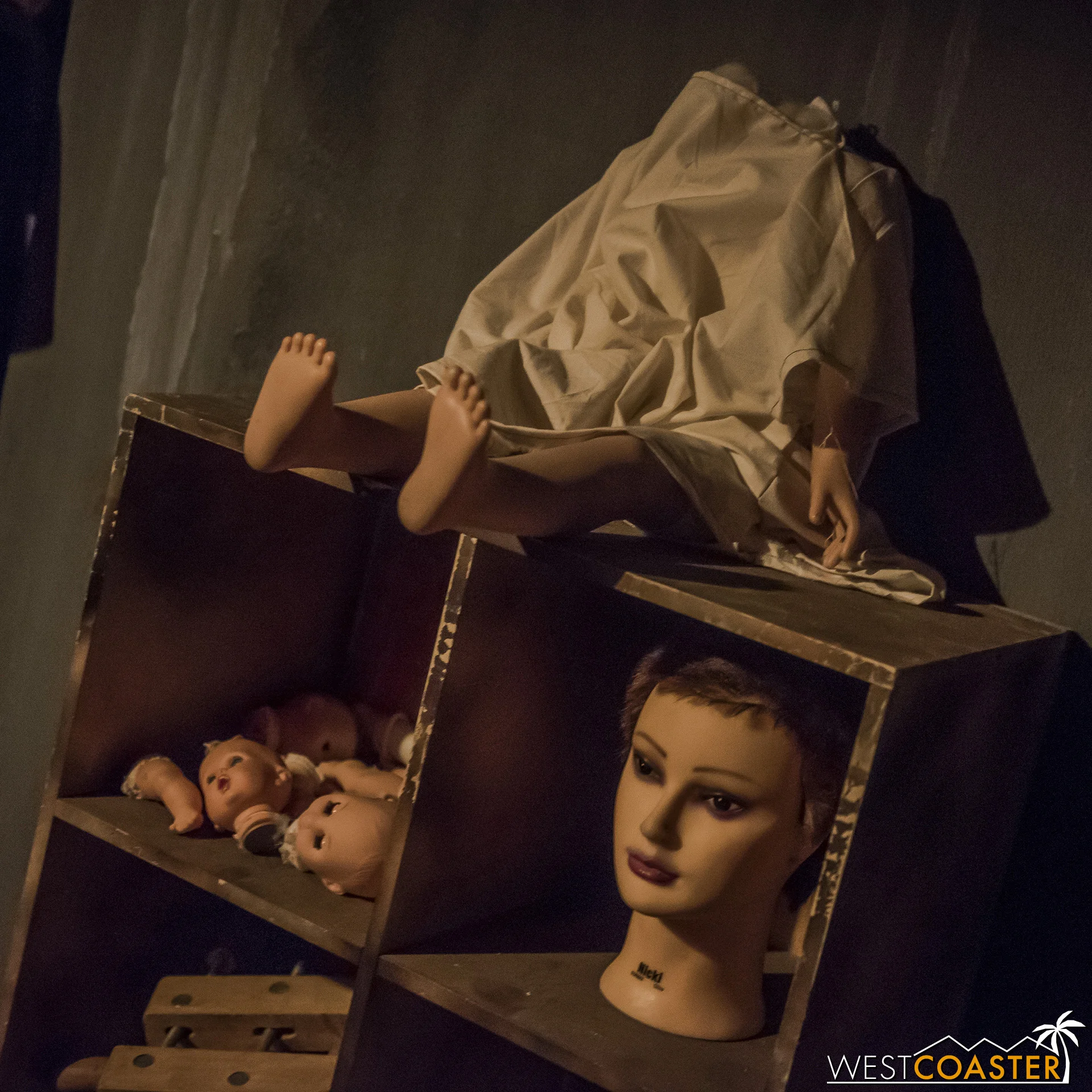 Someone’s missing a head…