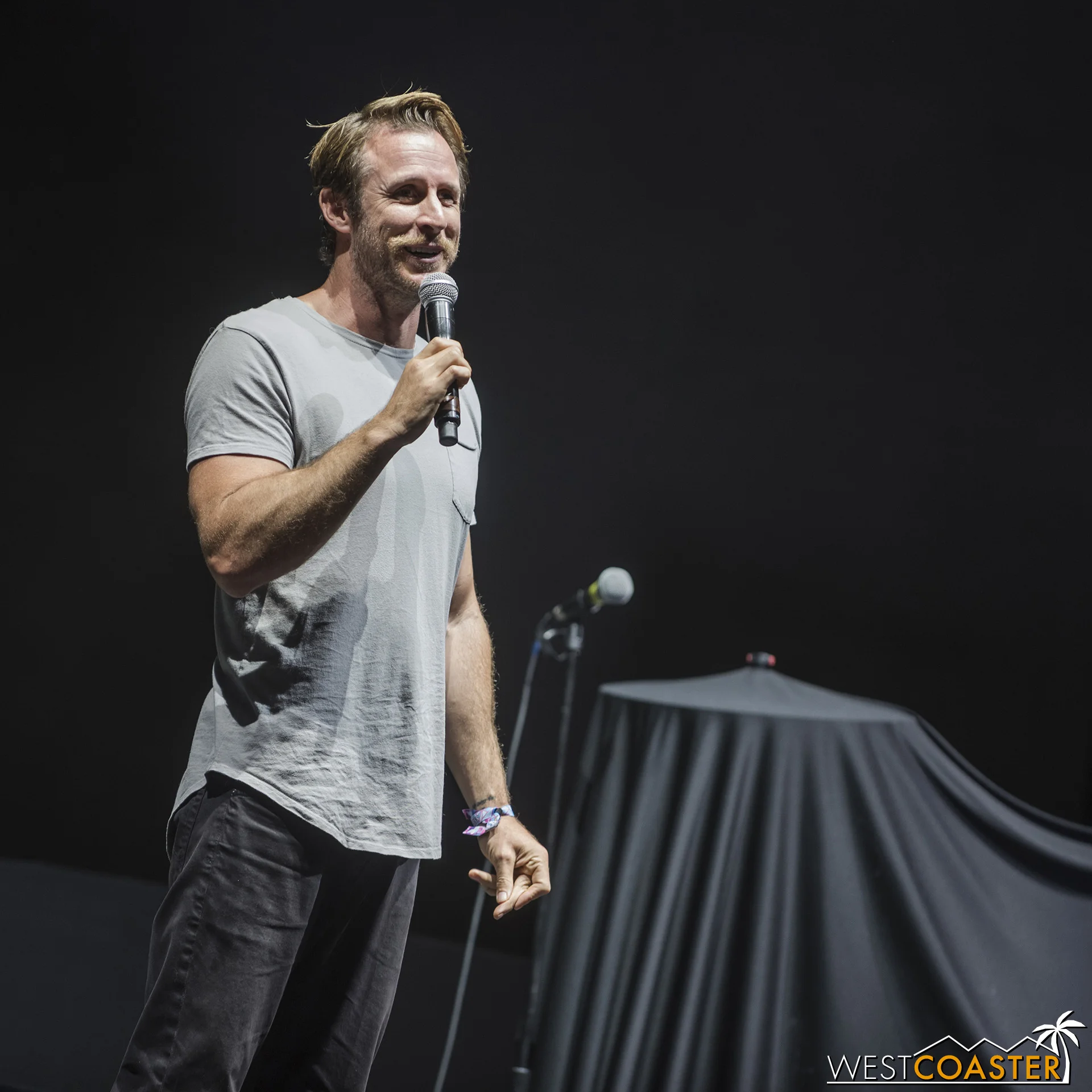 Aussie-born Monty Franklin kicked things off on Saturday and, among other accomplishments, enlightened the crowd about Australia’s only official war.