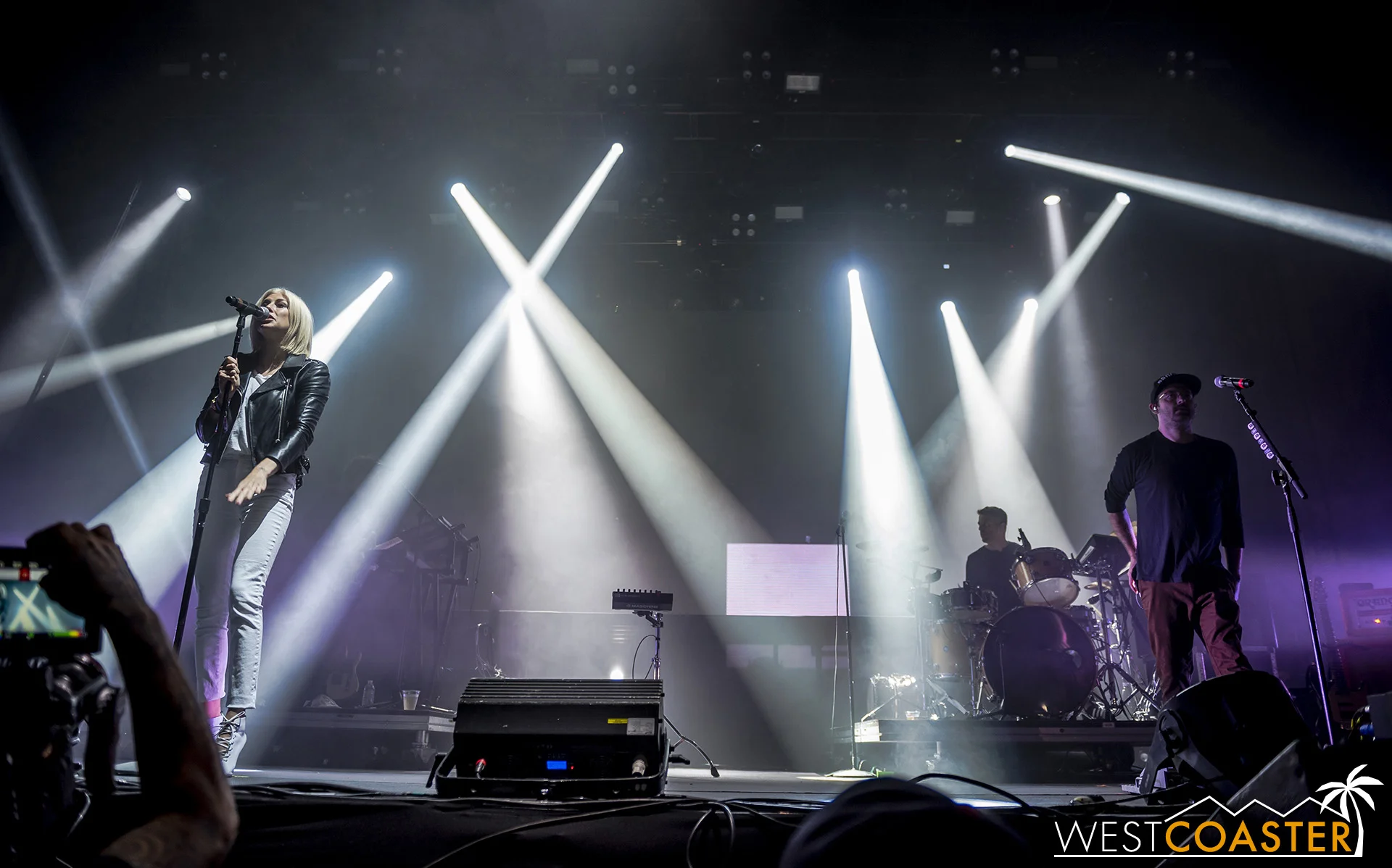 Brooklyn-based Phantogram took the stage in the early evening hours.