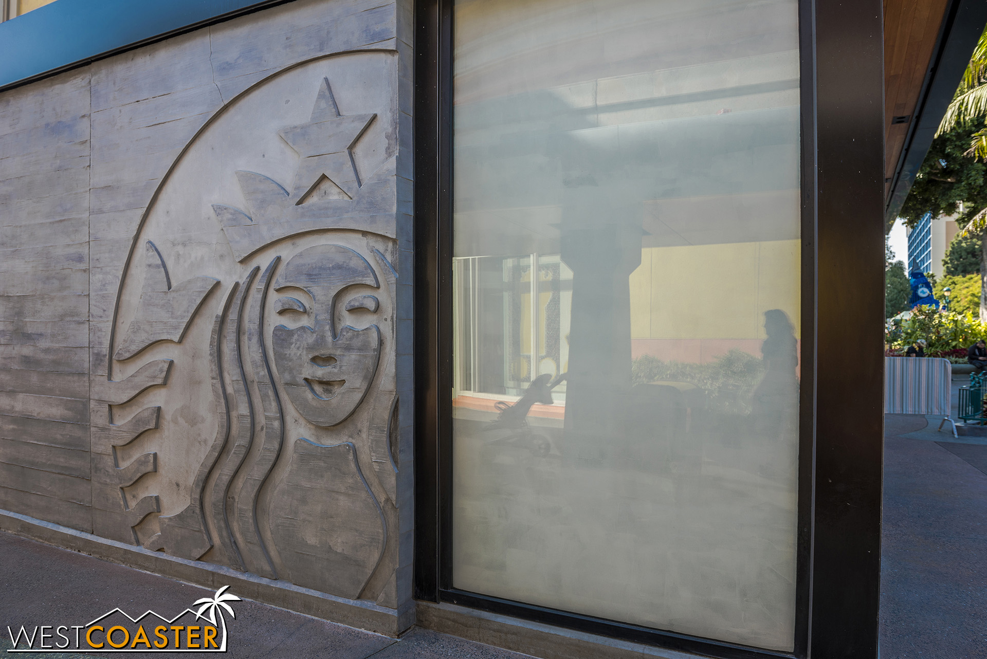  Oh, and it looks like this Starbucks location will be coming back after all! 
