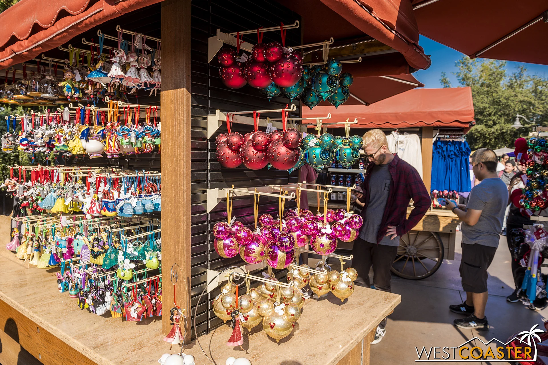 Plenty of booths selling wares—both official Disney and independent vendors.