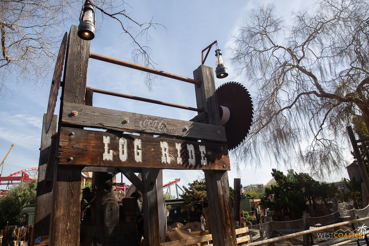Timber Mountain Log Ride is down for a winter refurb. No idea when it’s back up. Didn’t ask.