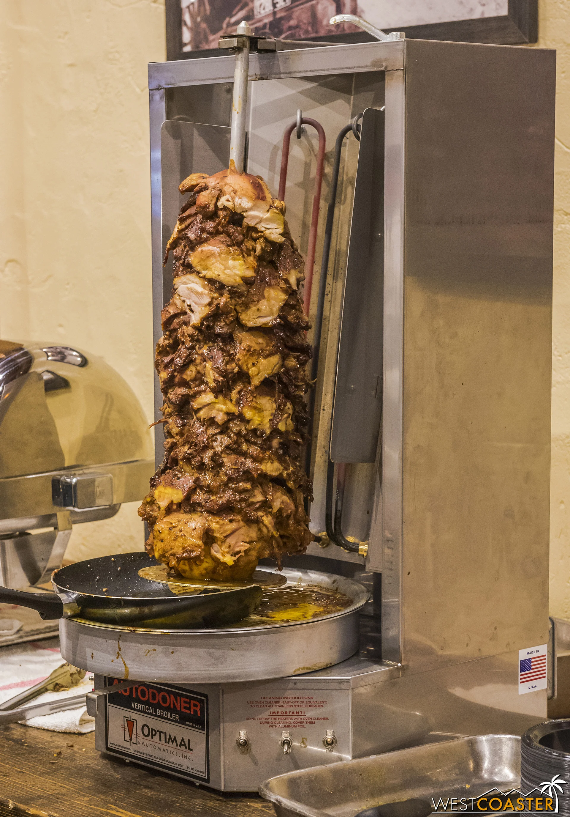  Apparently, though not advertised, you can use the Tasting Card on a Boysenberry Chicken Schwarma! 