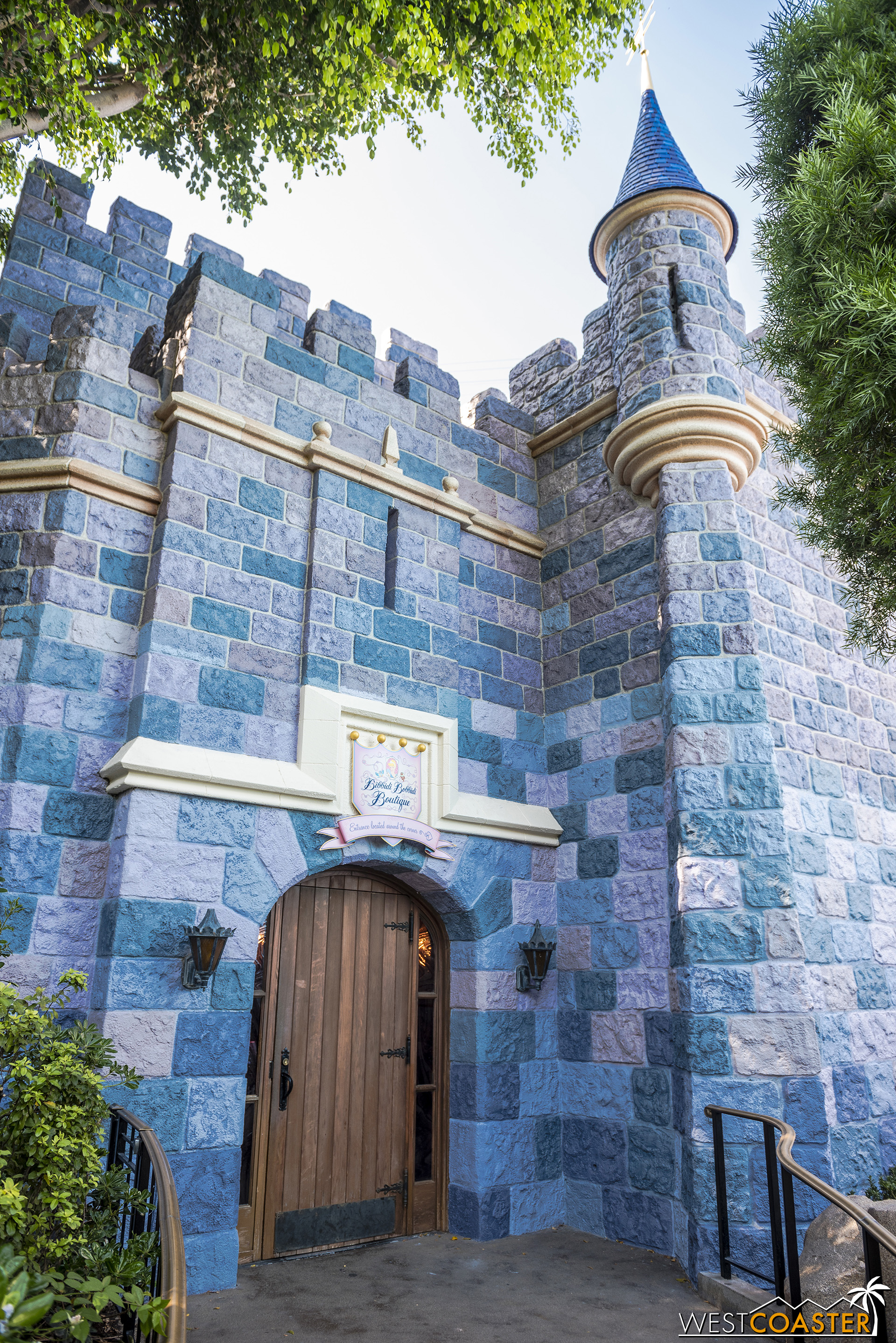  But the areas of the castle that have been unveiled showcase the fresh look of the park icon. 