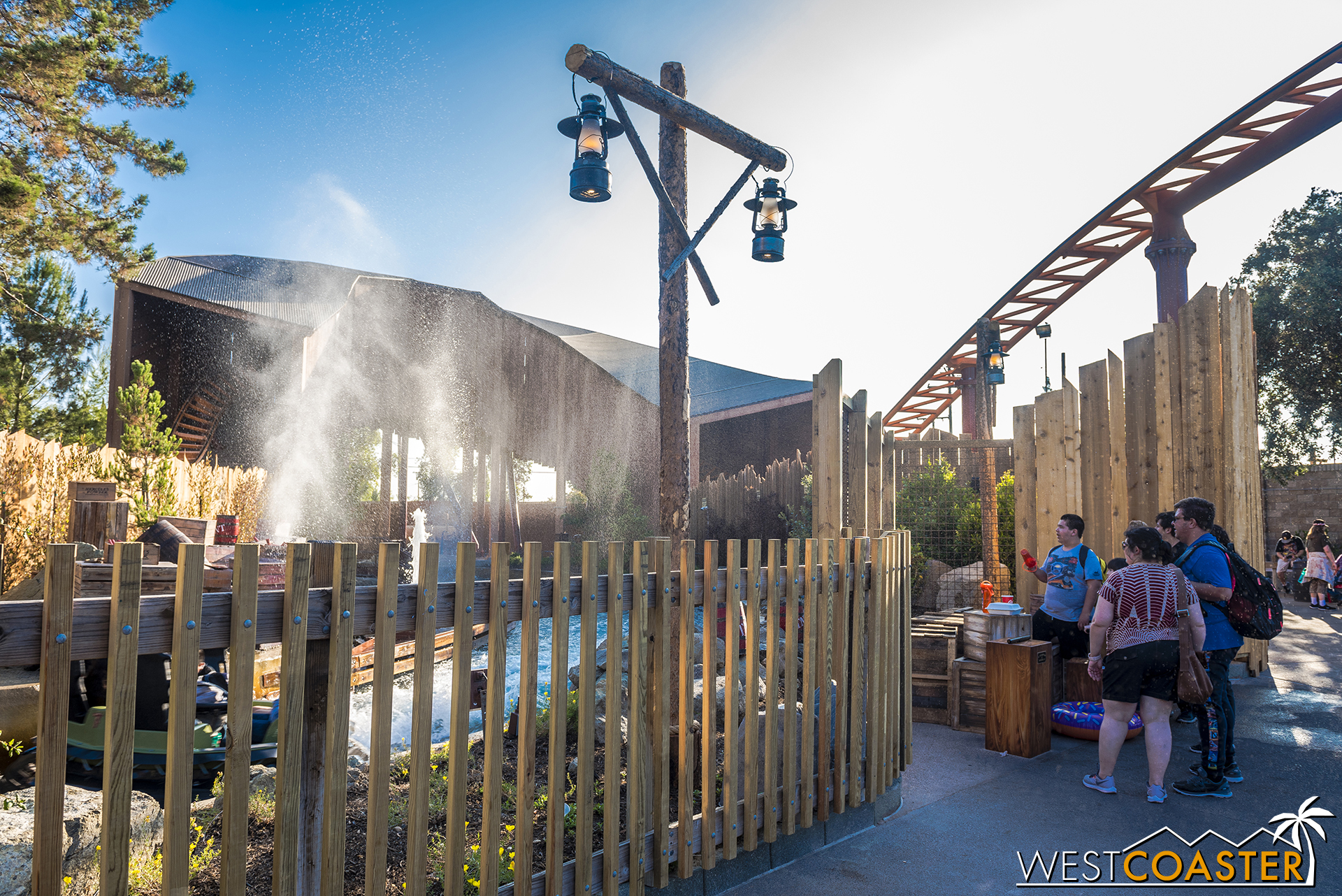  Guests along the outside control the blasts, and the experience is free to play.  But beware—sometimes, the system backfires, and the bystanders are the ones who are sprayed! 