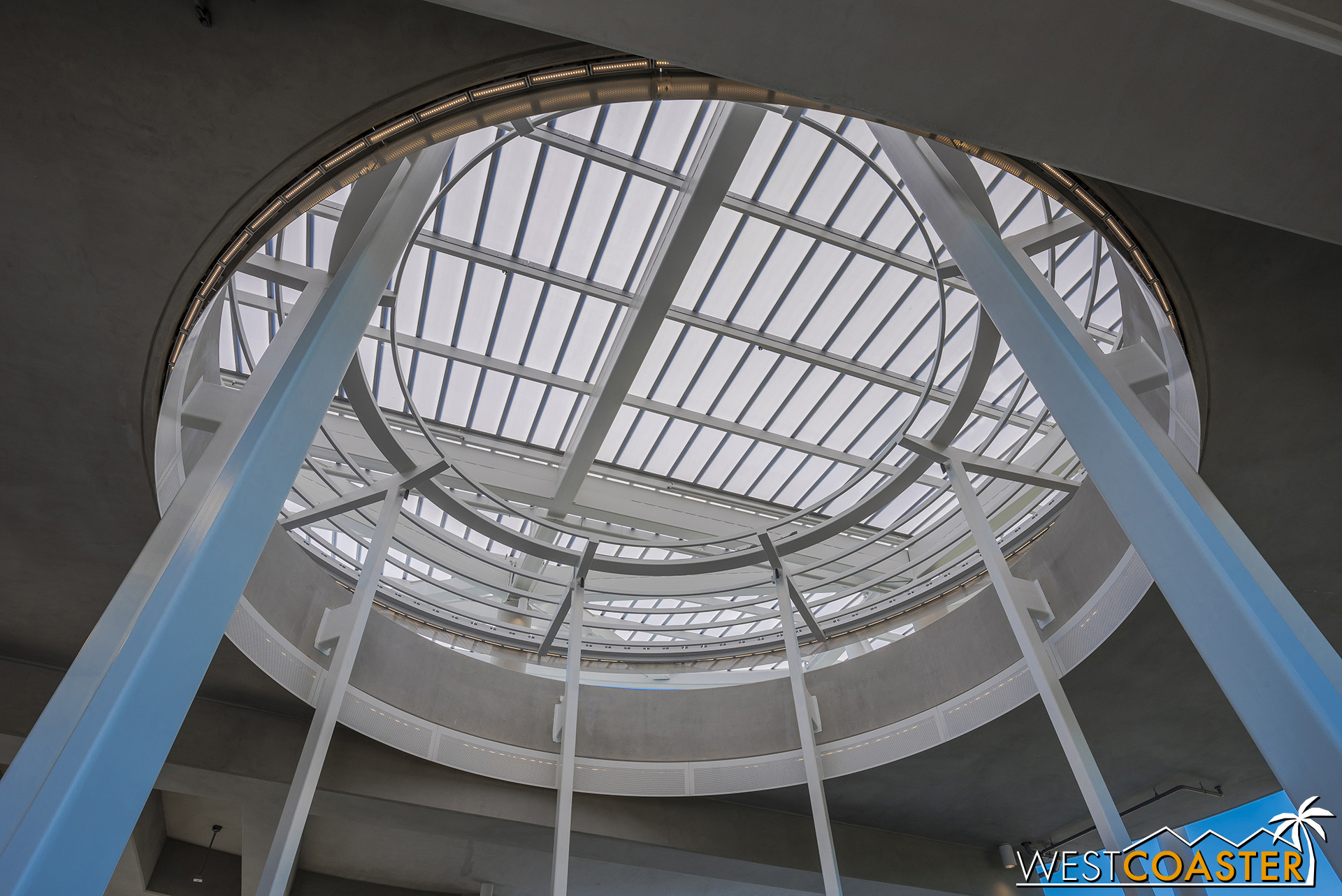  Lets go up the escalator promenade and look up that oculus first.  