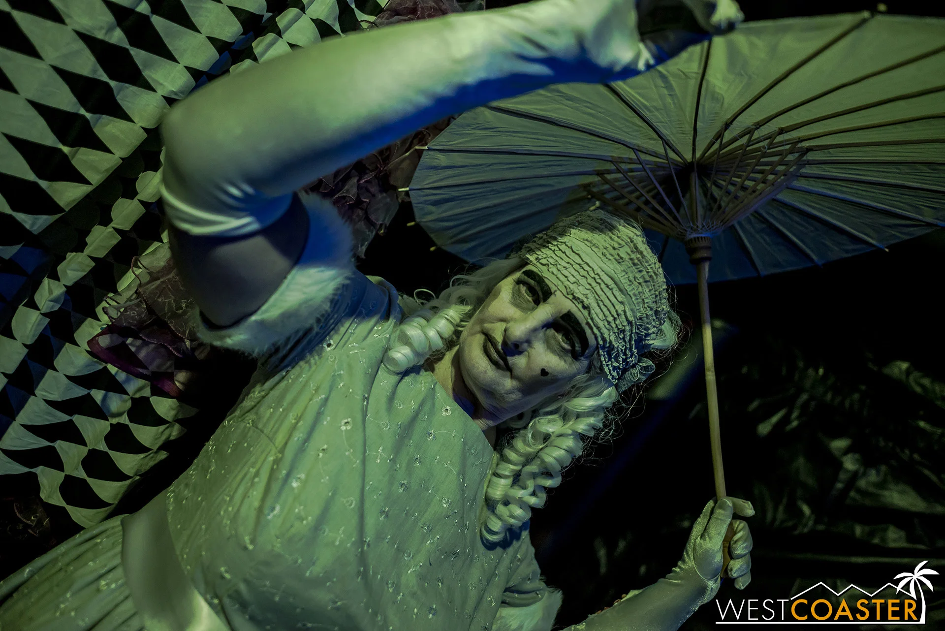 MSS-19_0809-15-PhobiaProductions-DieLaughing-0000a.jpg