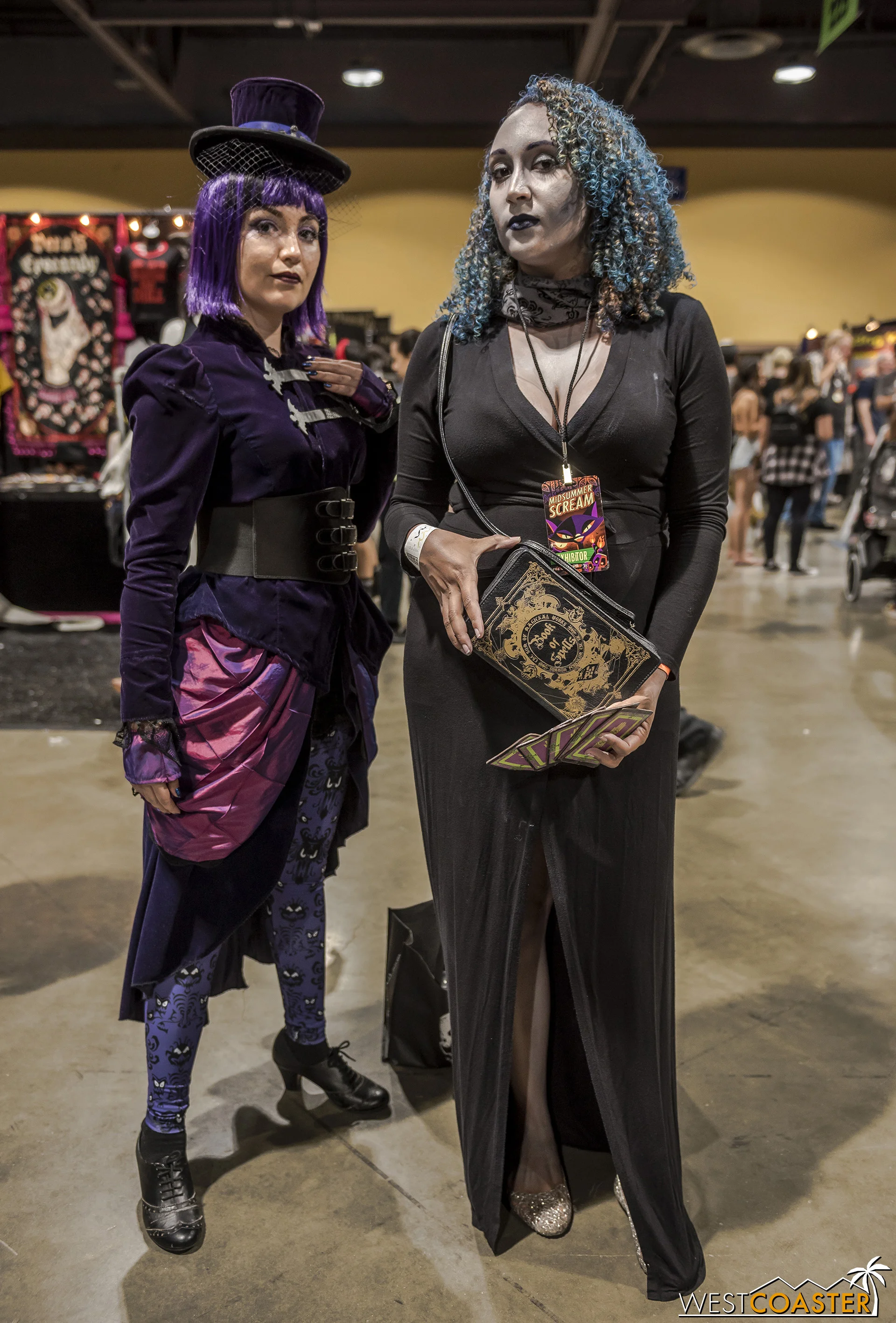 These two ladies paid tribute to the Haunted Mansion with their outfits.