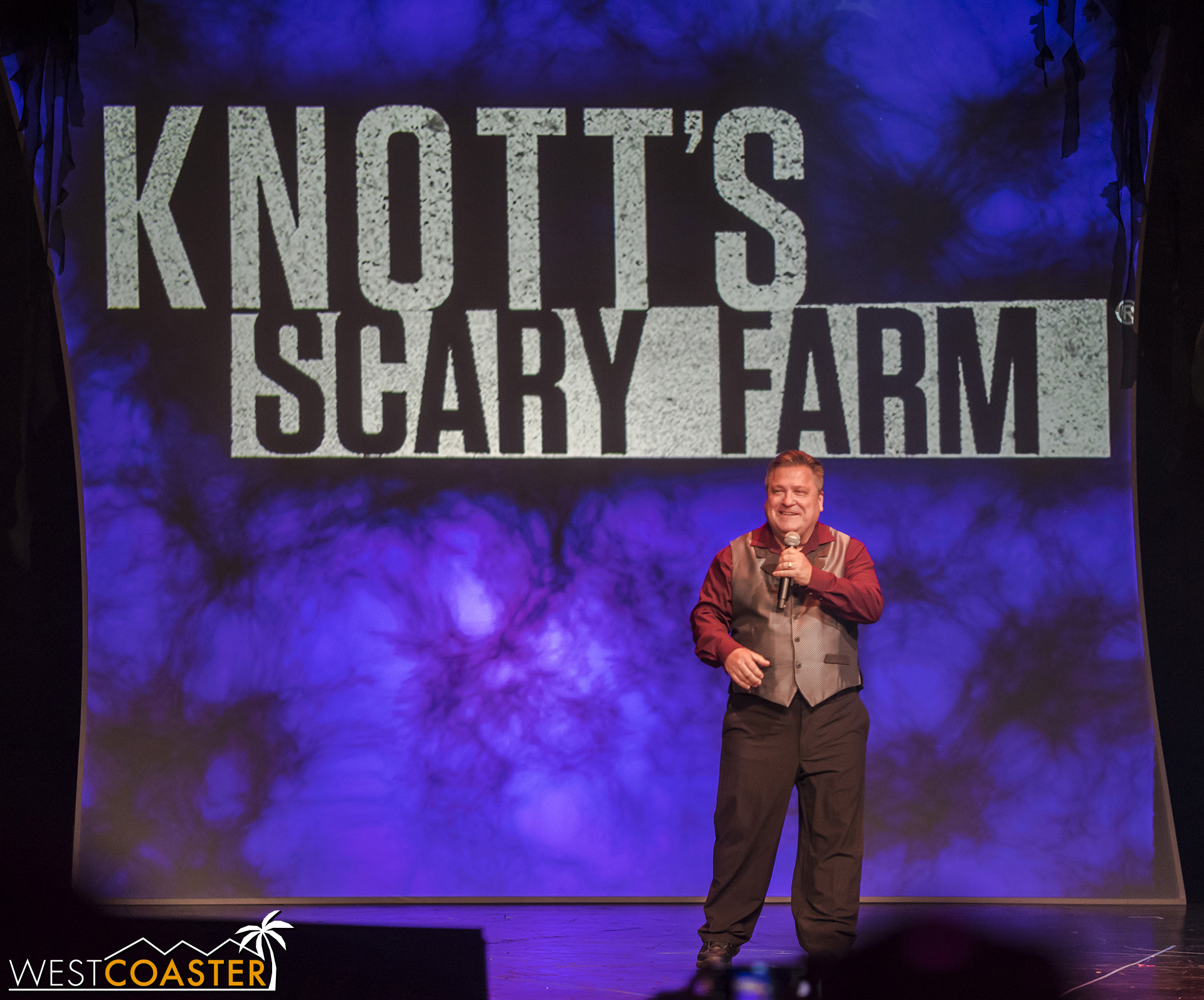  It’s Jeff Tucker, here to spill the Scary Farm beans! 