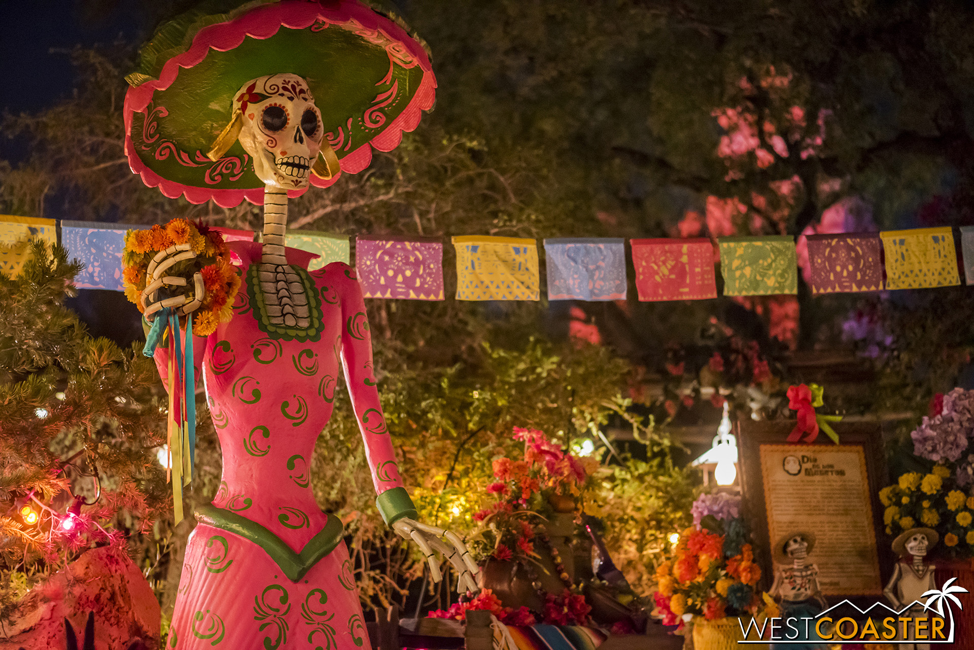  The Día de los Muertos set is back in Zocalo Park. 
