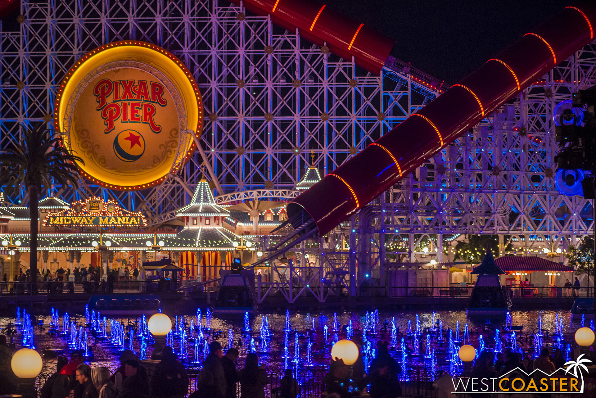  Cap off the night with World of Color: Season of Light. 