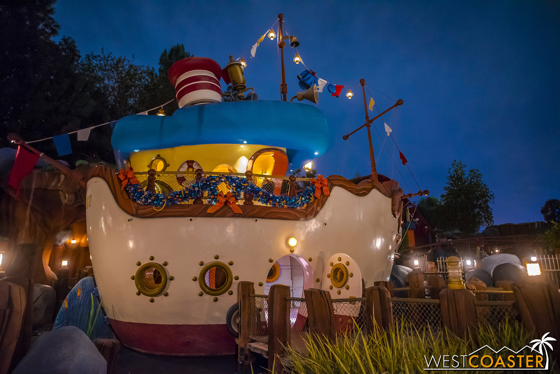  Donald’s Boat is all lit up too! 