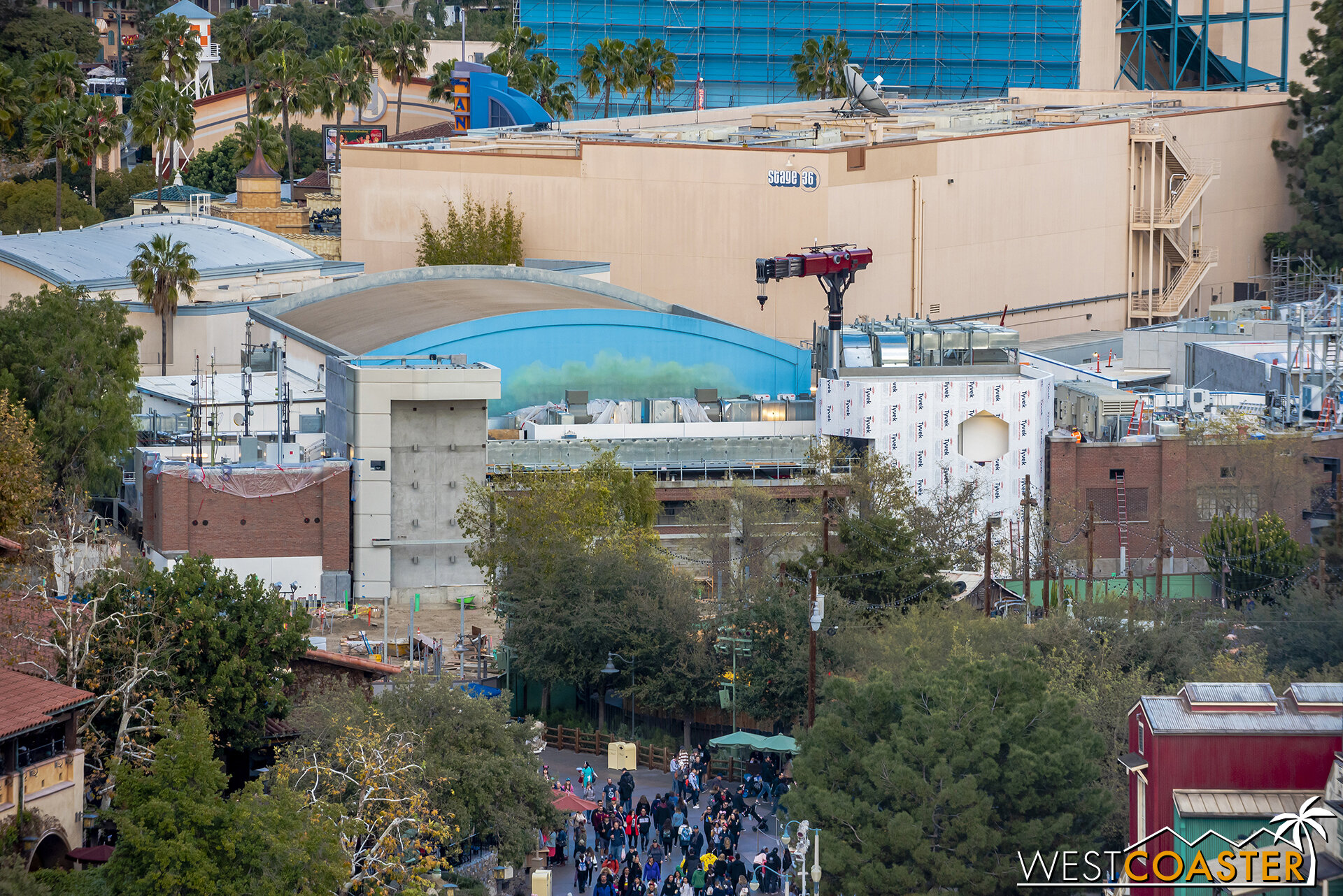 The Spider-Man buidling from above.  They still need to repaint the main show building so that it’s less “Tough to Be A Bug” ish. 