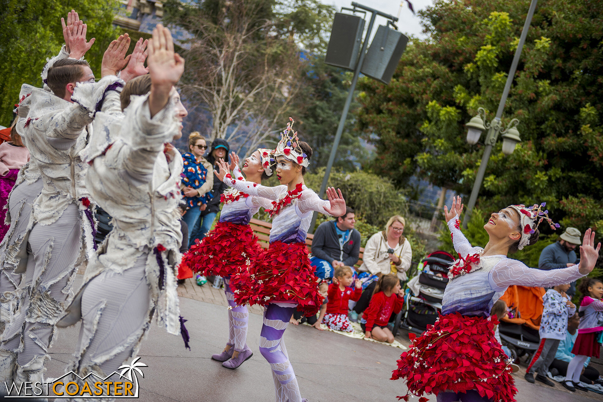 DLR-20_0303-E-Frozen2-0000a.jpg