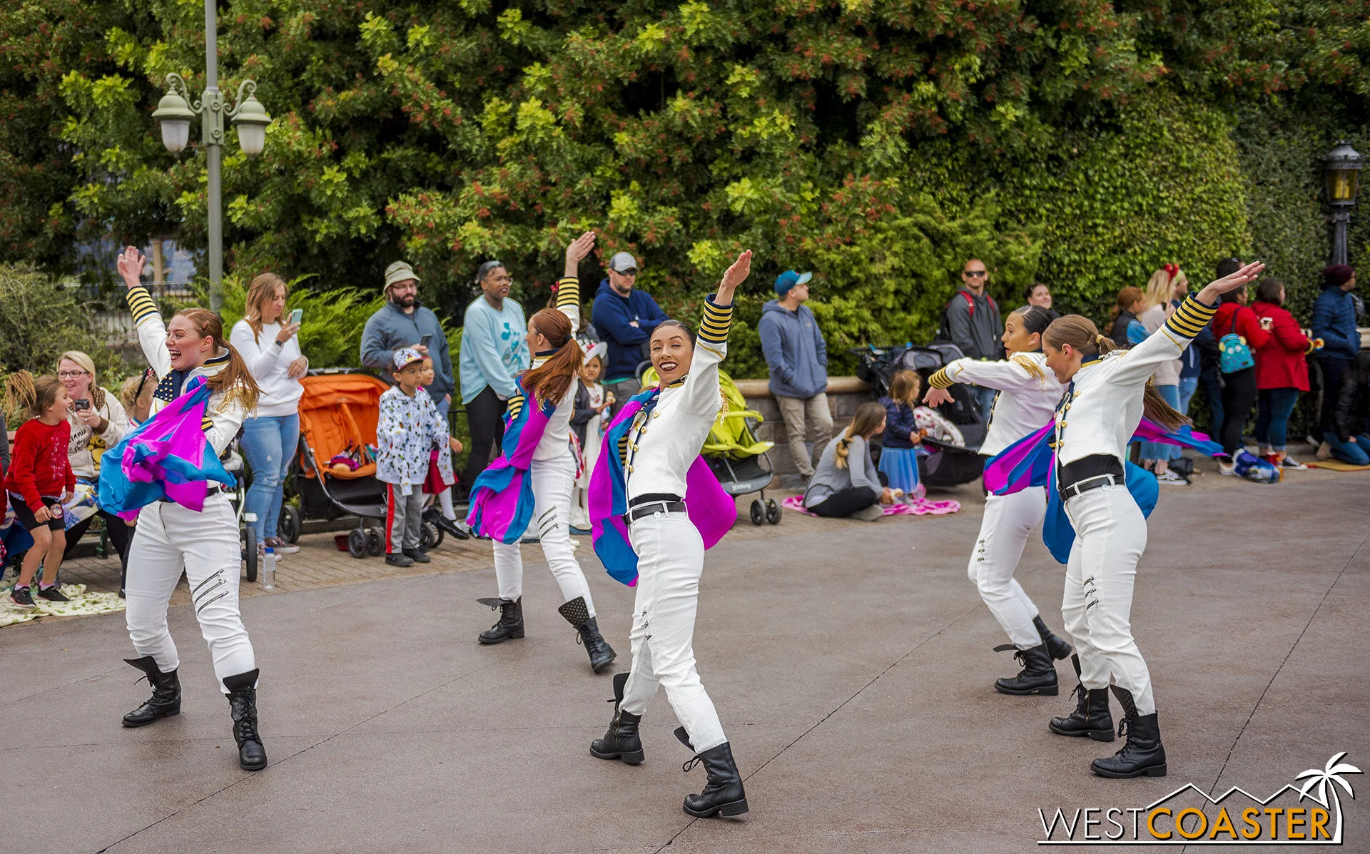 DLR-20_0303-F-Royalty-0000e.jpg