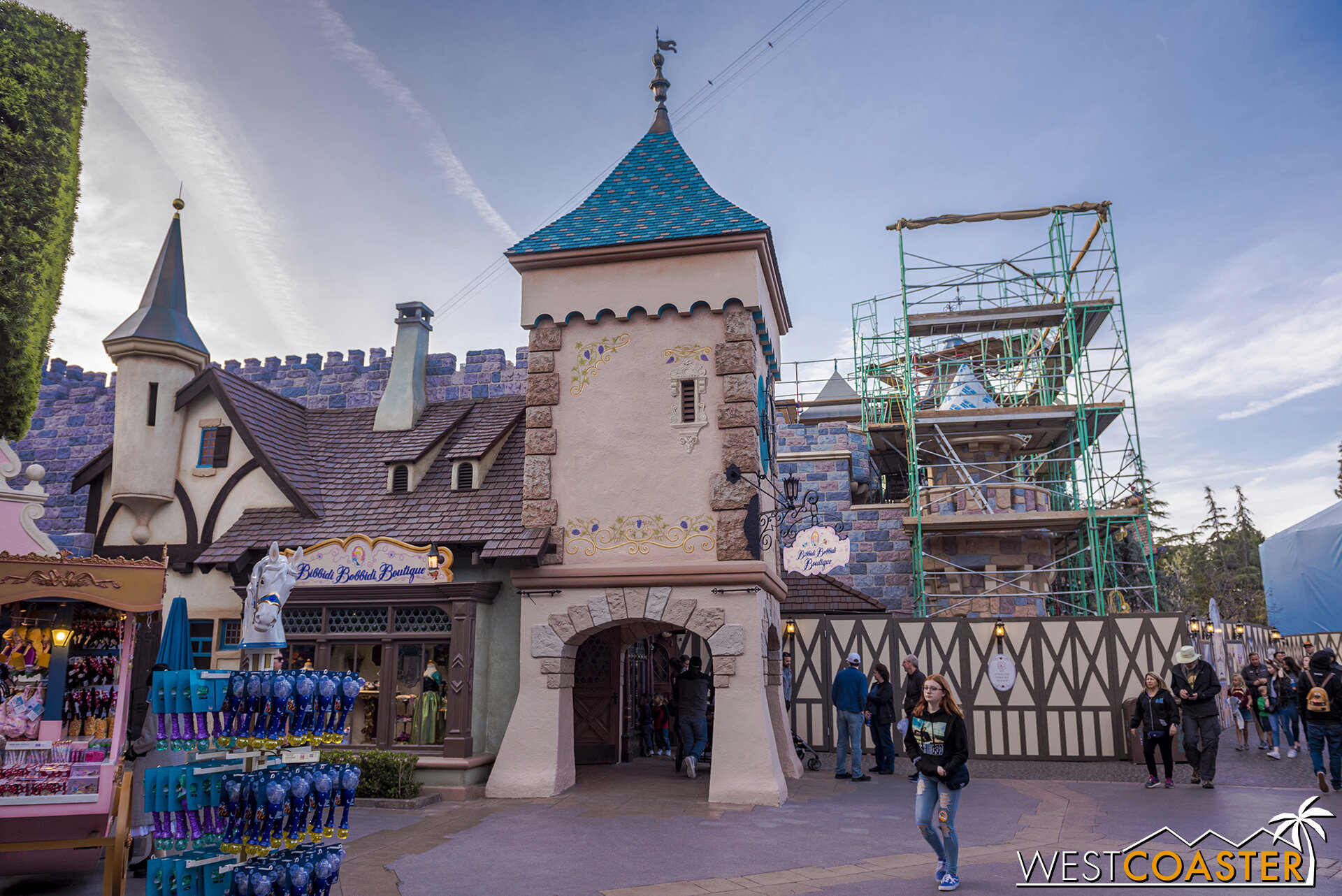  The tarps are down from Snow White! 
