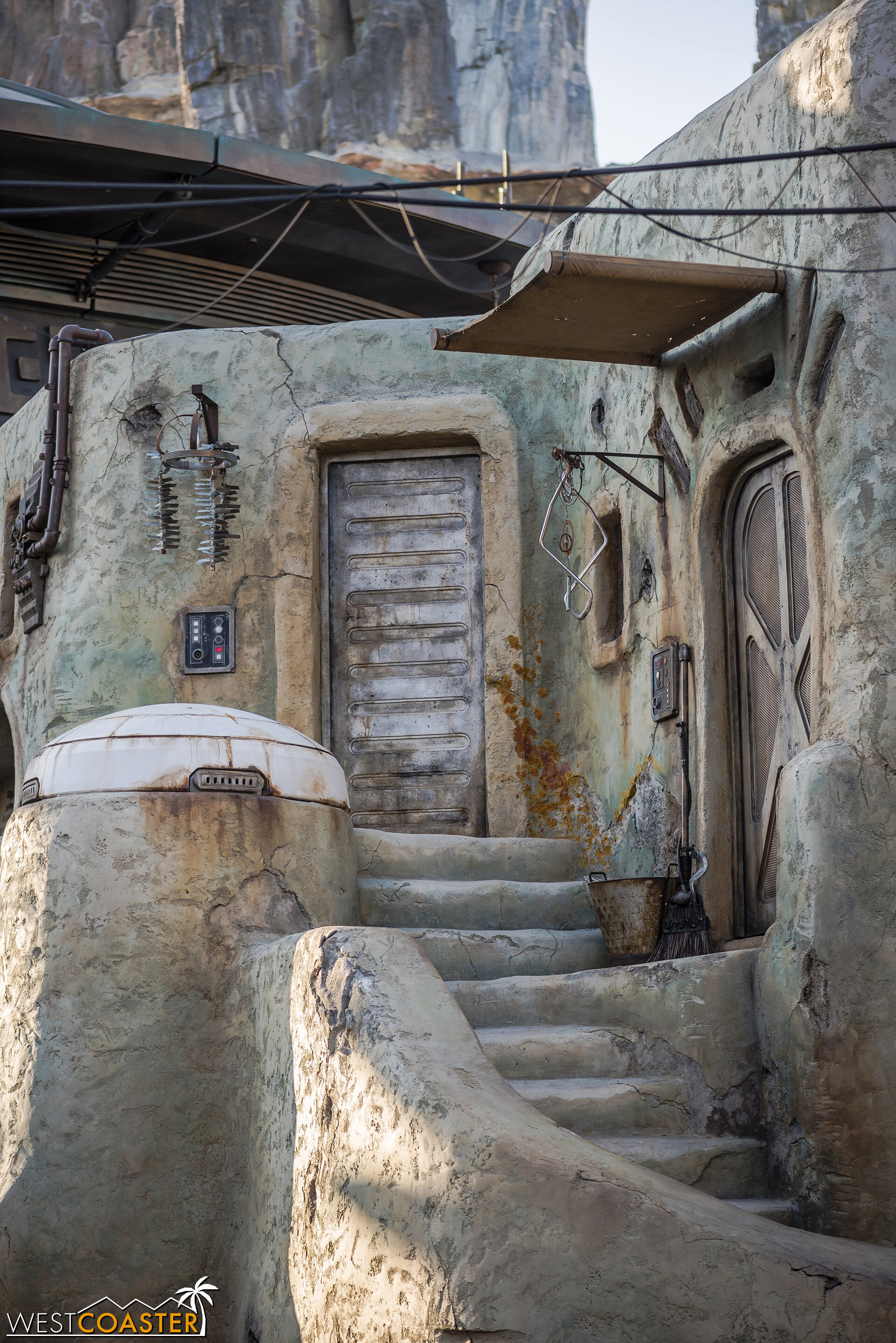  There are doors for function and for show, and the rugged look feels a bit Tatooine-ish! 