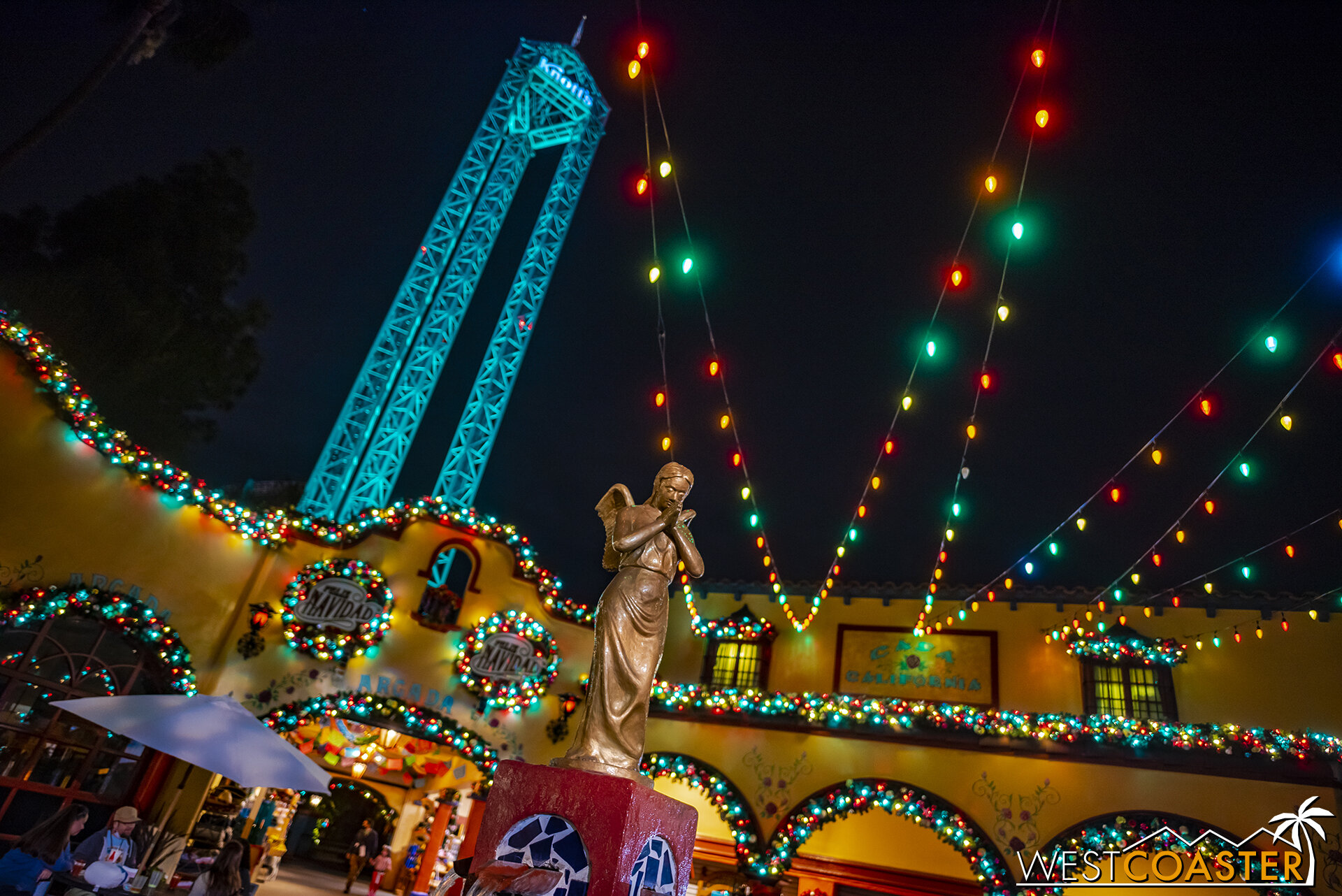  Nighttime looks great for this corner of Fiesta Village too. 