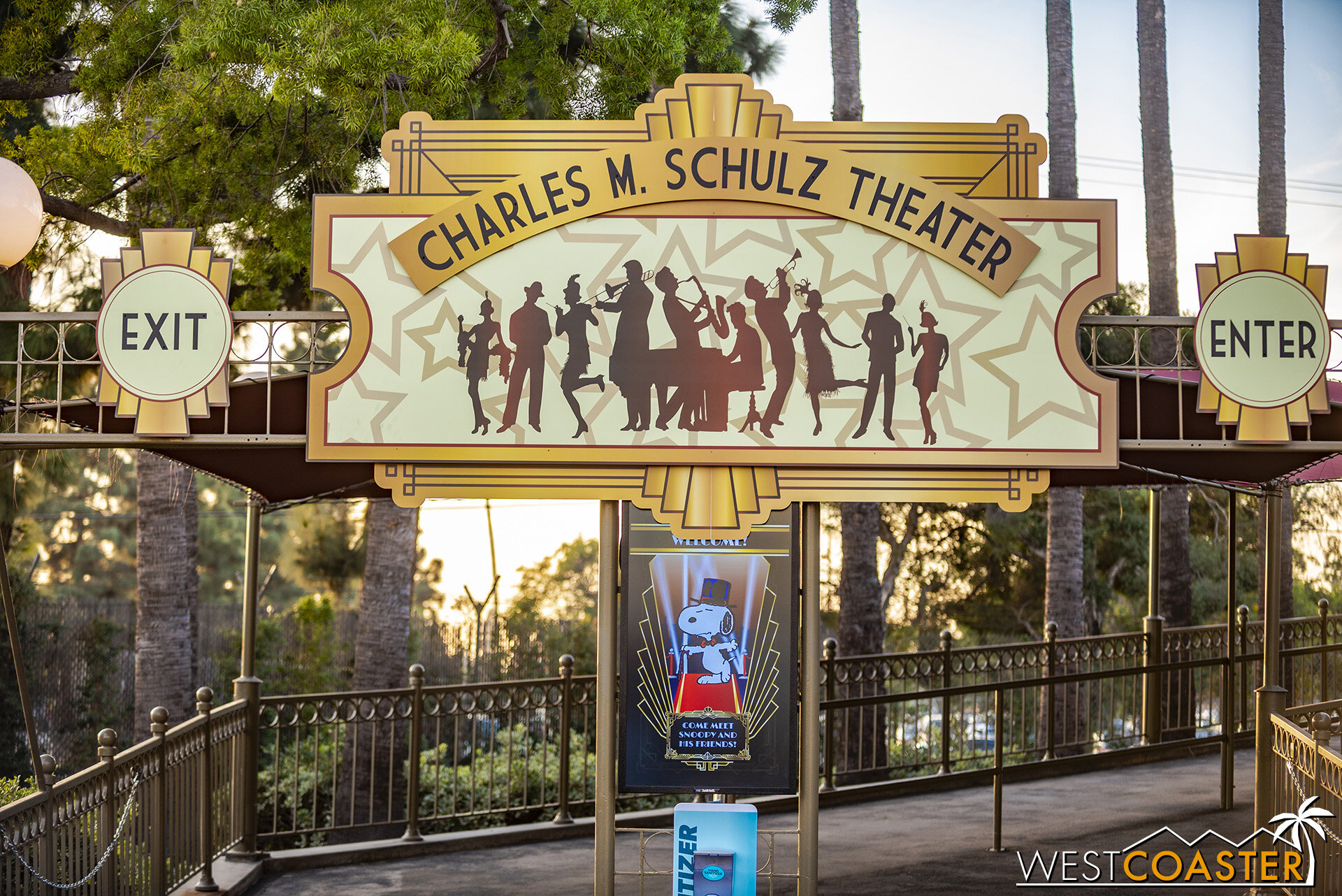  The Charles M. Schulz Theater has a new look too, evoking more of a glitz and glamor of the Golden Age of Hollywood and following more of the old Roaring 20’s roots of this part of the park. 