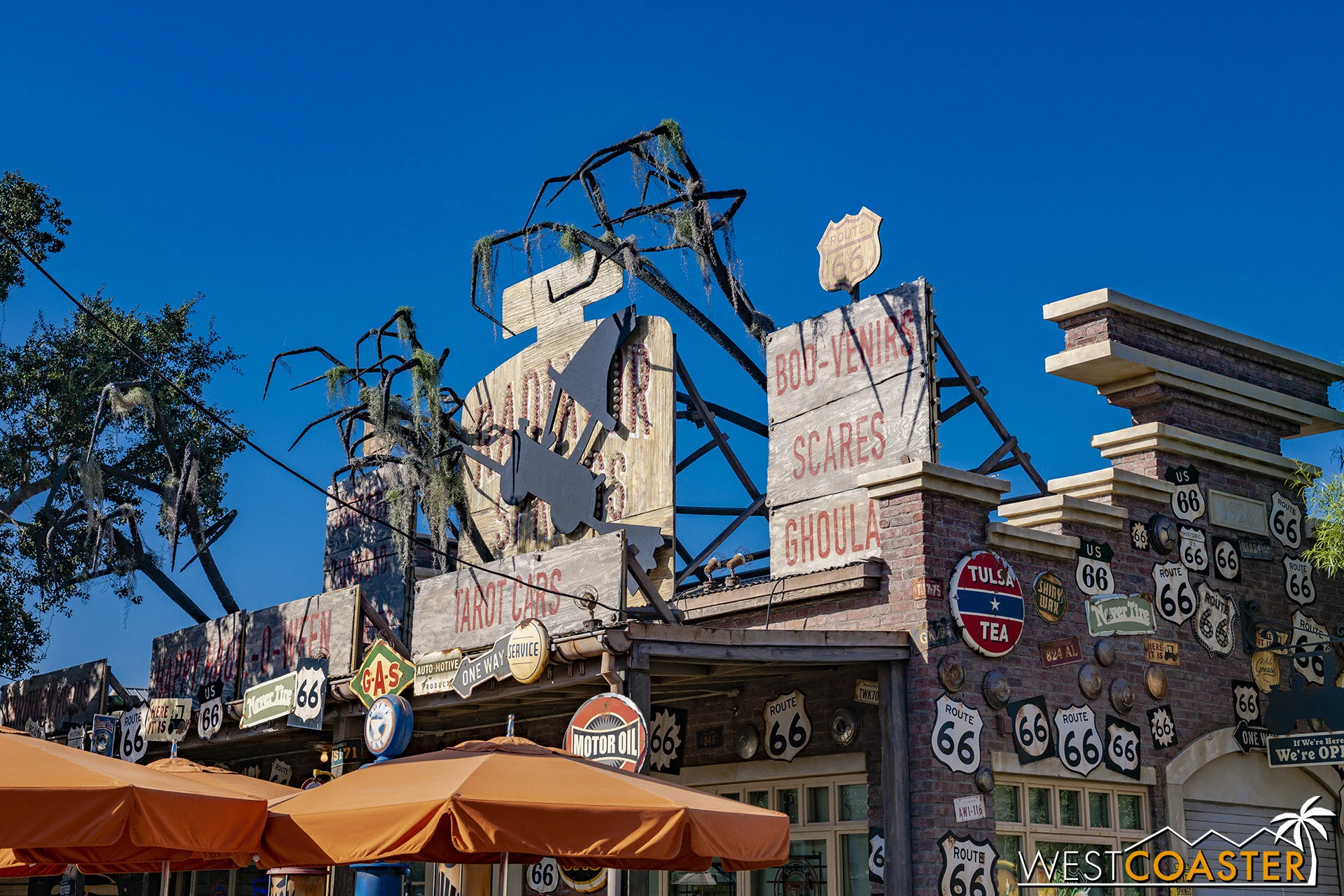  Love the creepy tree branches reaching forward. 