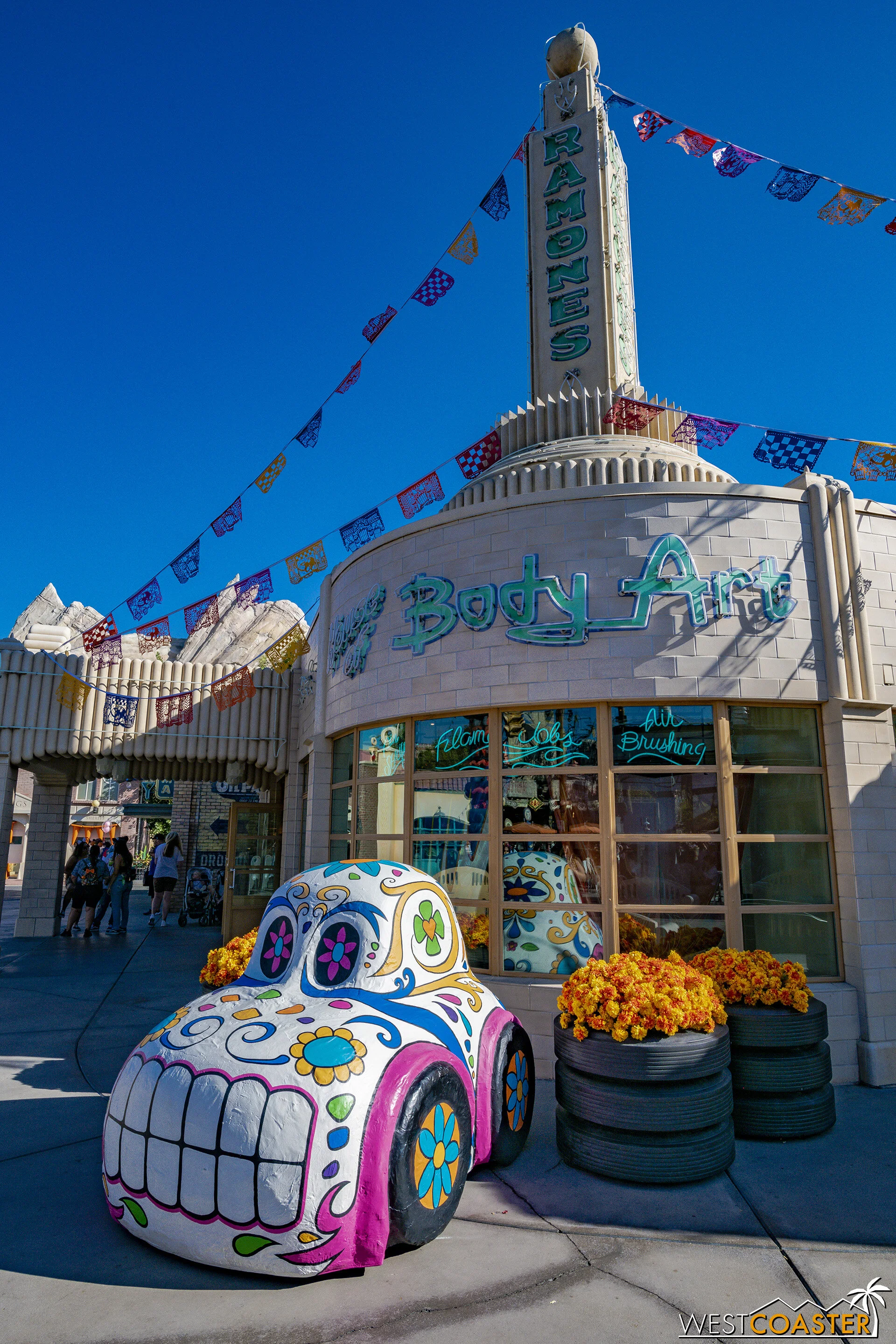  The car is a popular photo op too. 