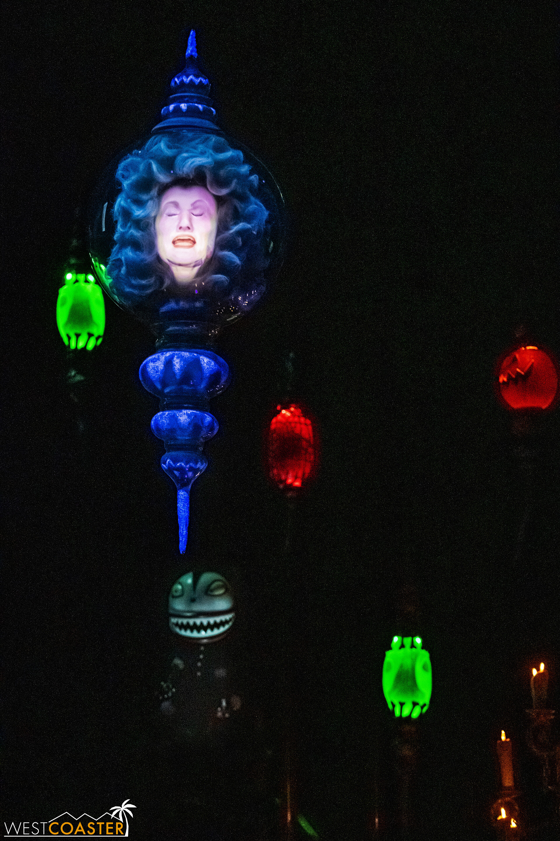  Madame Leota is a giant ornament in the Séance Room. 