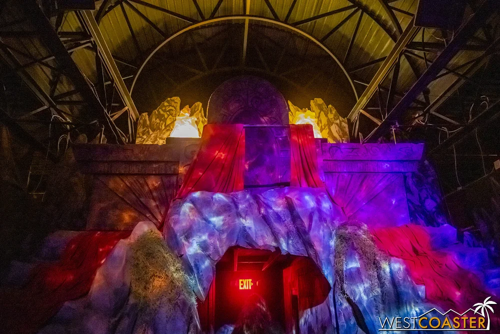Six Flags Magic Mountain Fright Fest 2021: General Review — Restcoaster