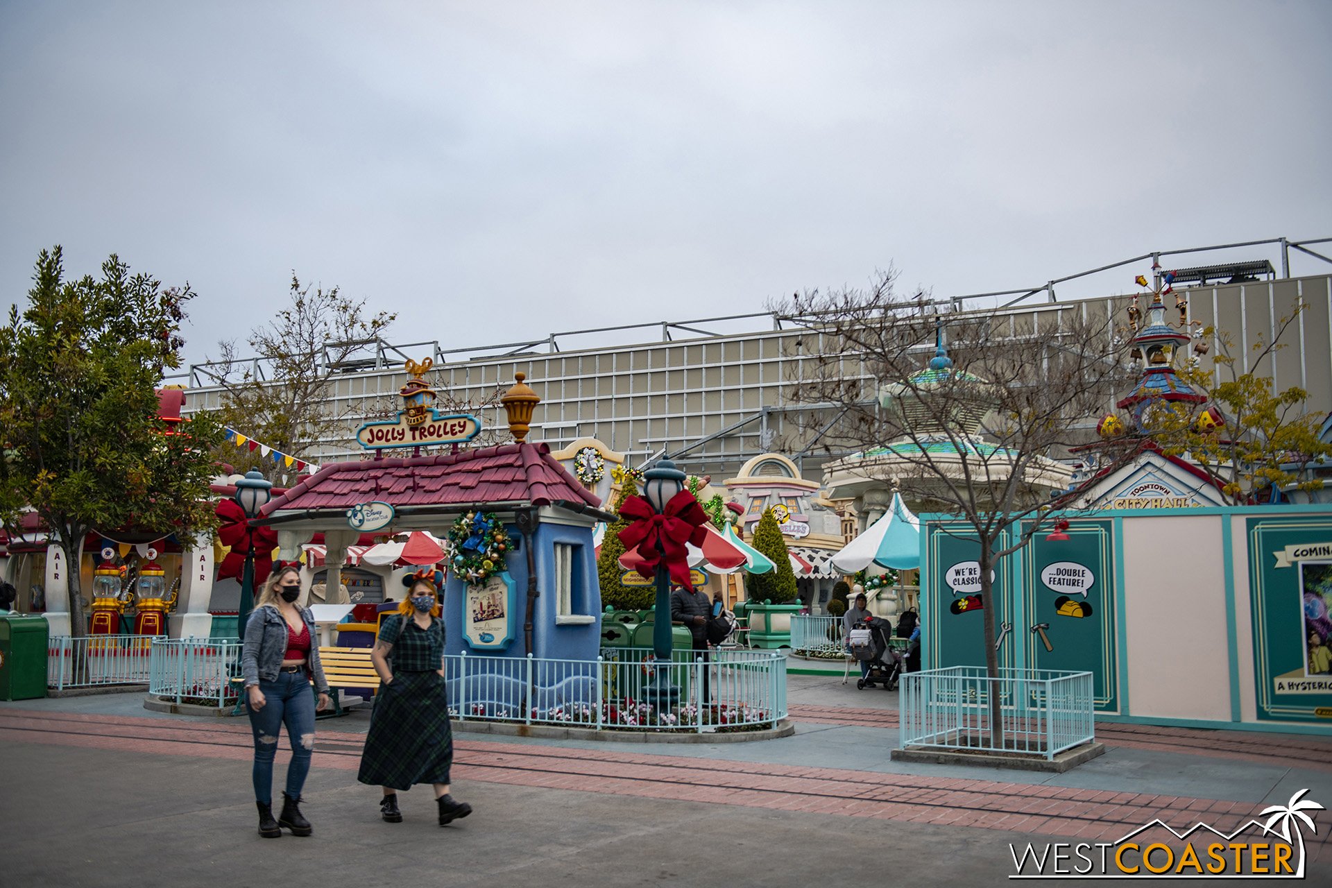  More framing has been put up along the building facade to support the eventual rolling hills facade that will now stretch across all of Toontown. 