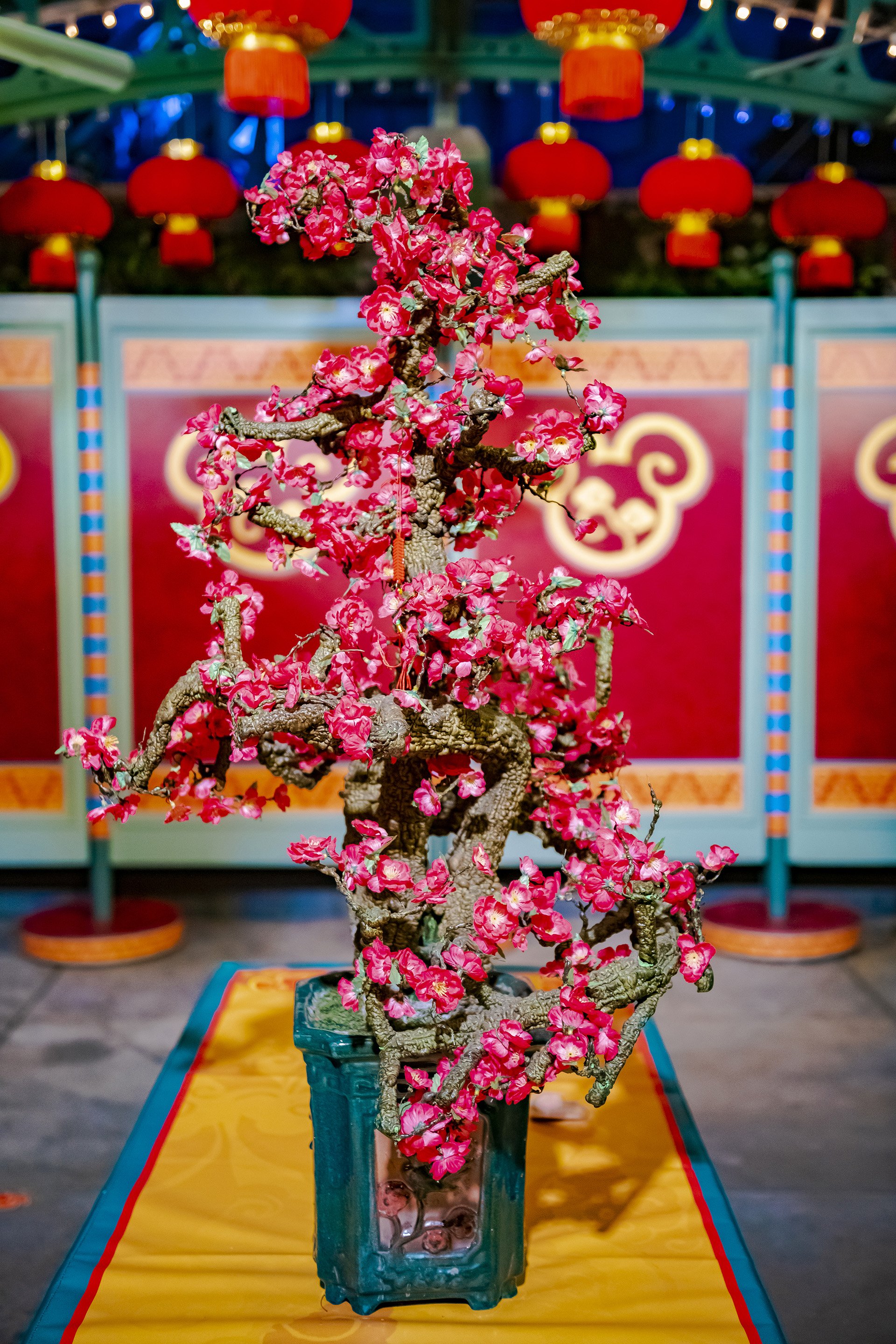  Nearby, guests can put out thoughts for good fortune at the Lucky Wishes Wall. 