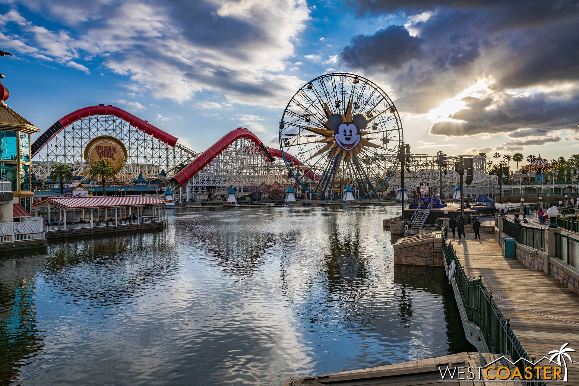  World of Color is just three weeks away from returning! 
