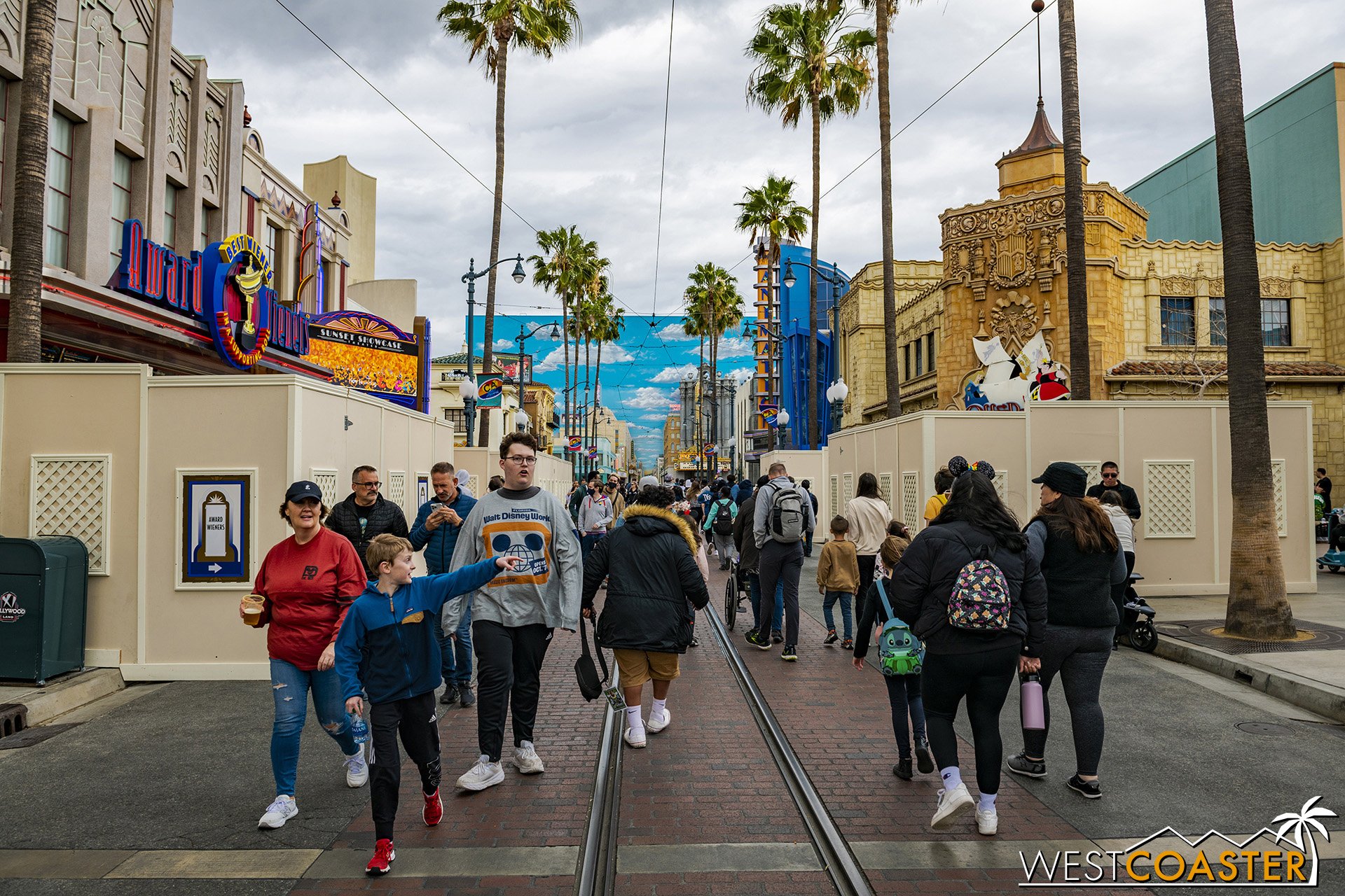  More off-season TLC work, this coming from Hollywood Land. 