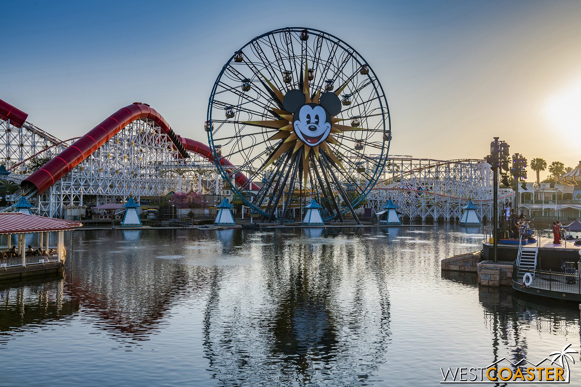  Here’s the view at Paradise bay, a few weeks ahead of the return of World of Color. 