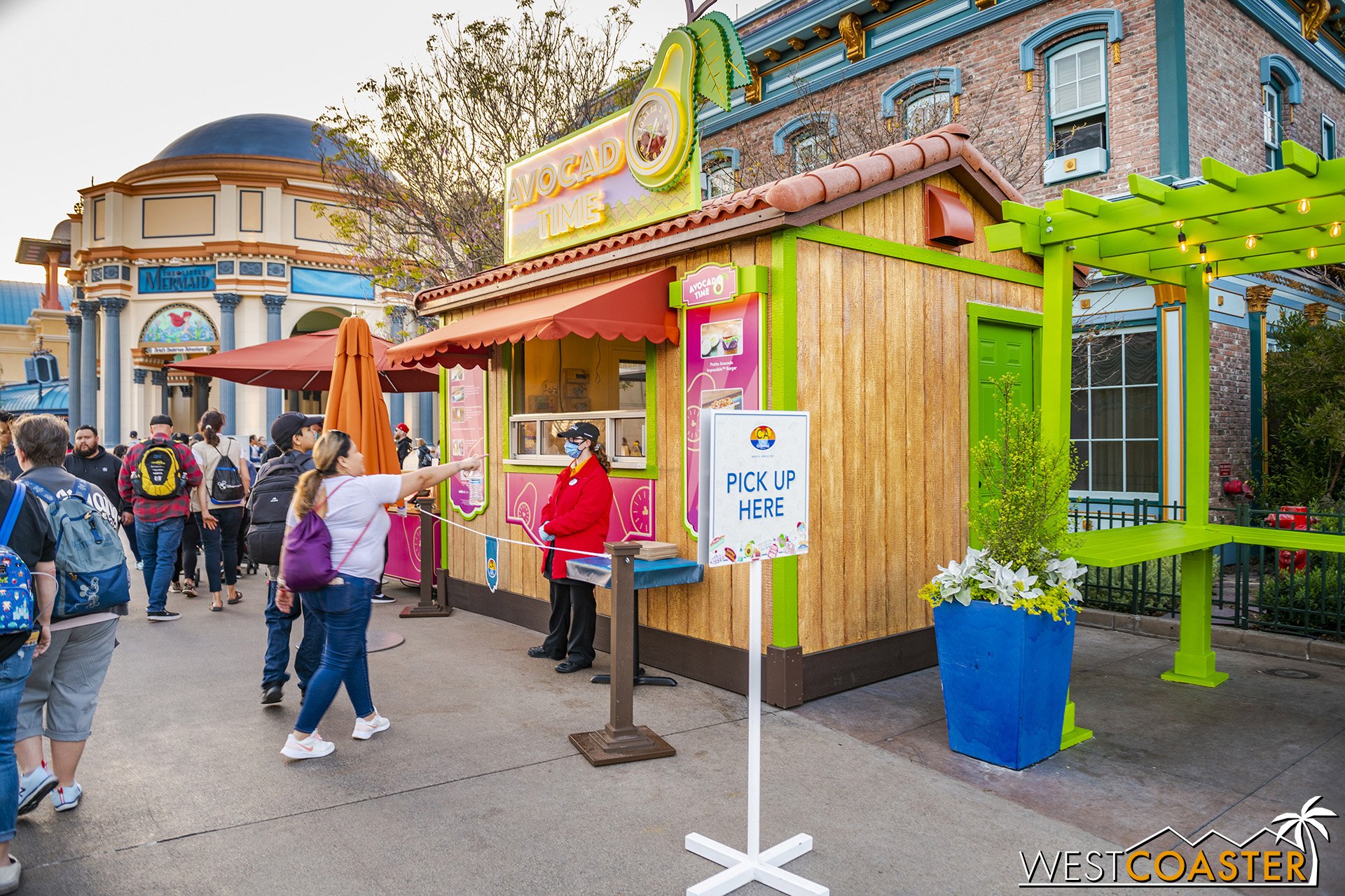  It’s been consistently one of the least popular booths every time I’ve walked by. 