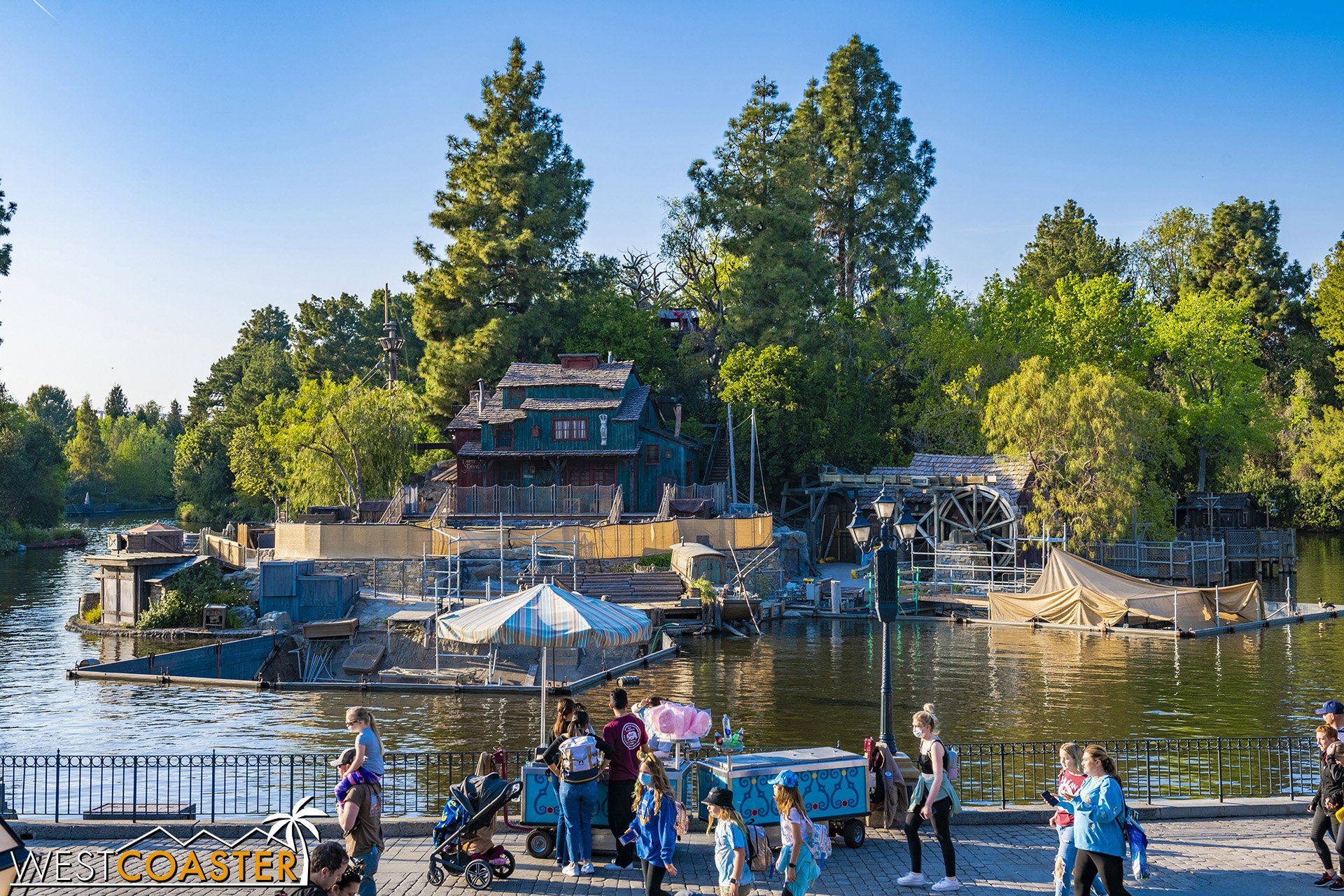  FANTASMIC! returns on Saturday, May 28th, so prep work continues along the Rivers of America. 