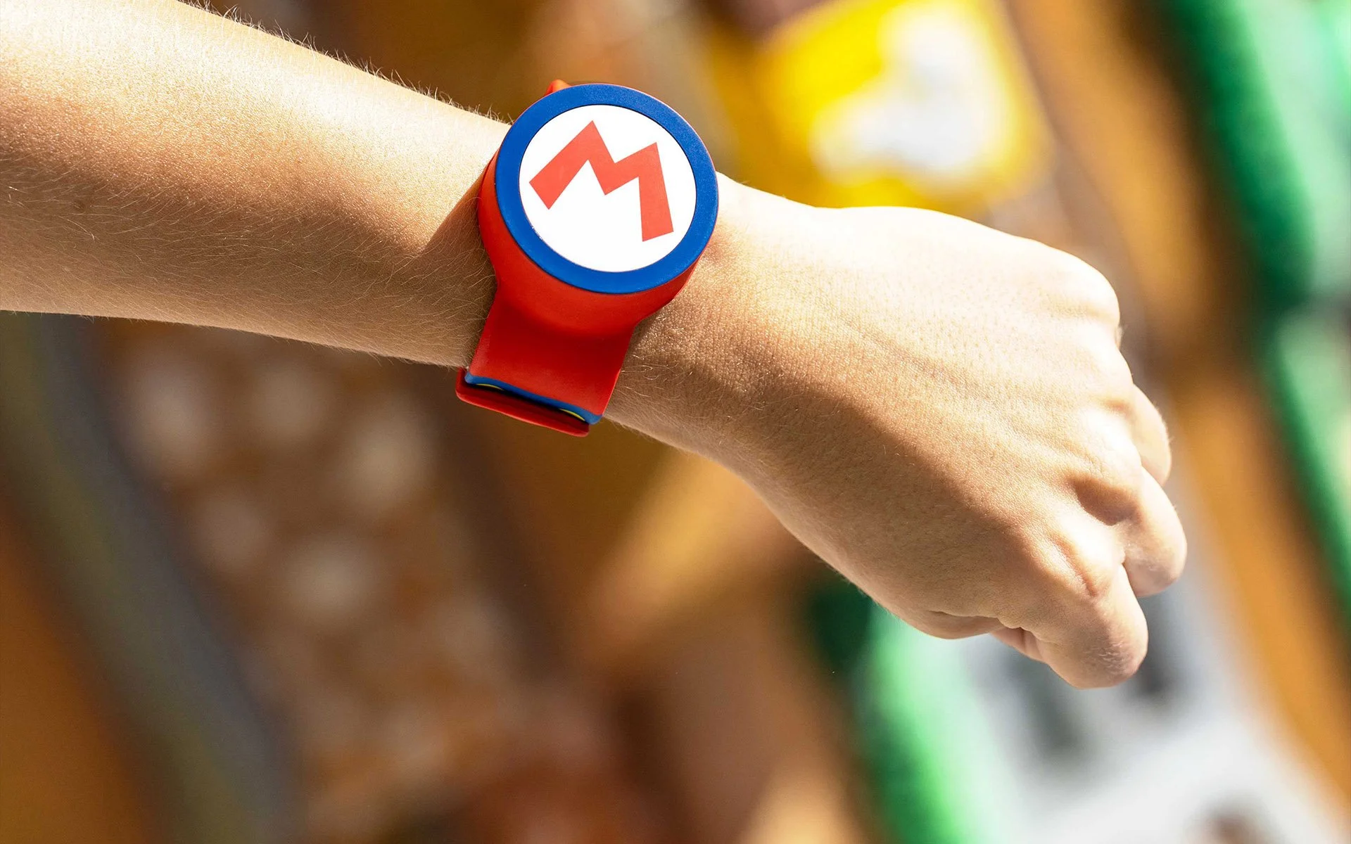 Universal Studios Hollywood Announces Power-Up Bands for Super  display picture 1