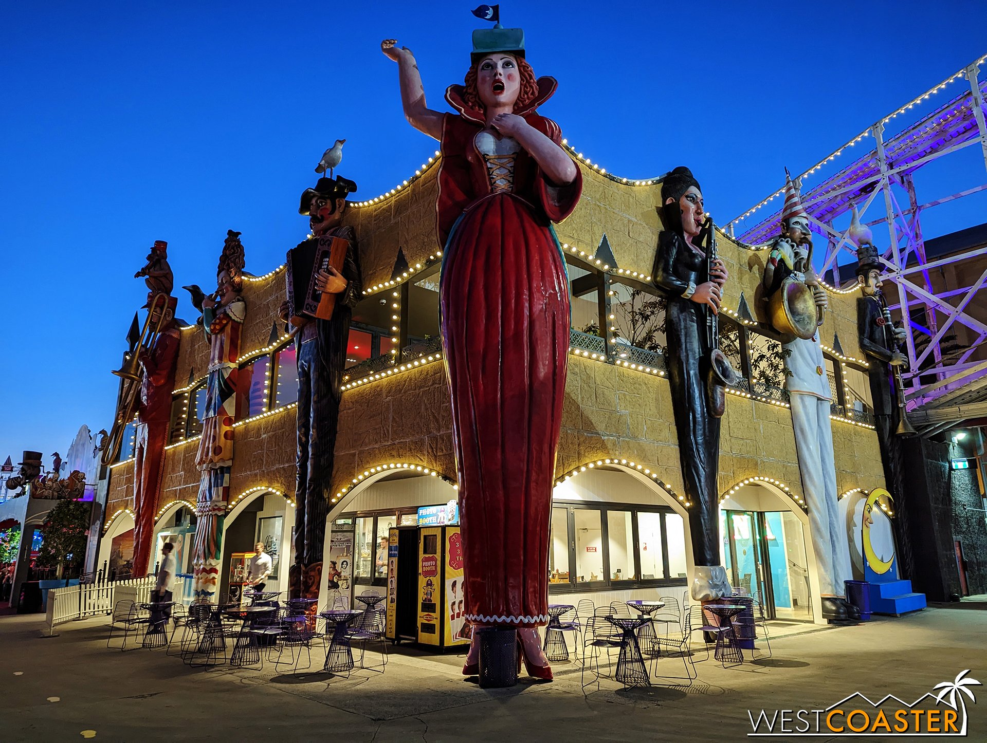  These towering figures have been rebuilt and are not original, but they are representative of how the park looked back in the day! 