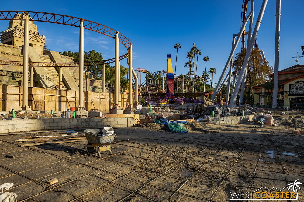  On the opposite side, Sol Spin and the Merry Go Round are now closed.  The game stands have been torn down, and the area opened up. 