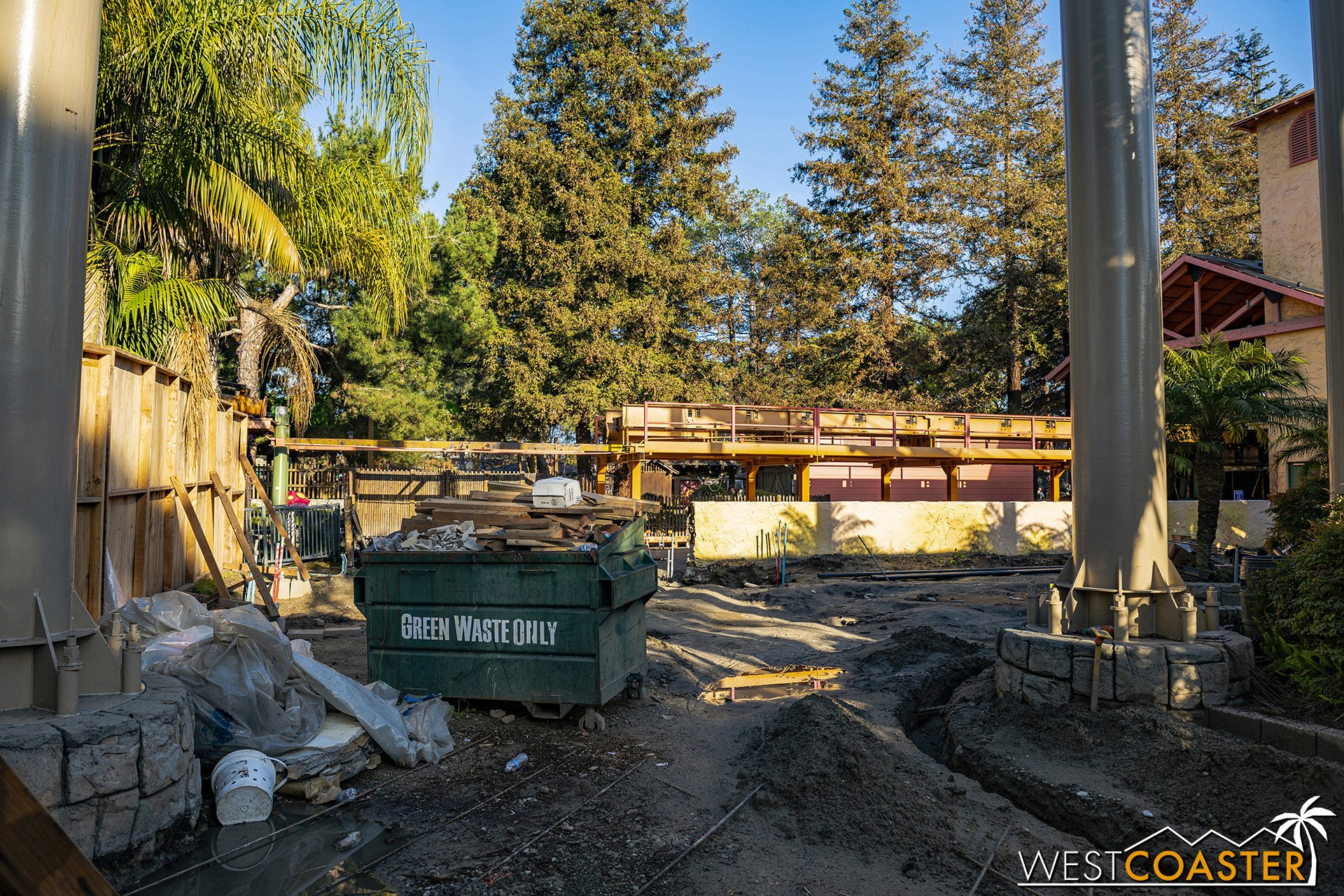  Over by Montezooma, the queue has been pretty disassembled, and entrance area has been demolished down to bare dirt. 